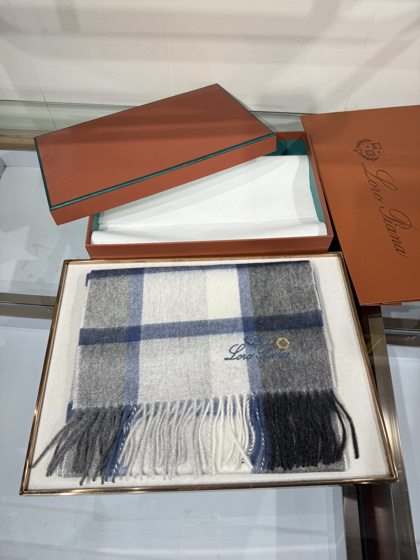 💟2025年秋冬新款抢先出 𝐋𝐨𝐫𝐨 𝐩𝐢𝐚𝐧𝐚 诺悠翩雅 山羊绒长巾 𝐒𝐢𝐳𝐞: 170x35 𝟏𝟎𝟎