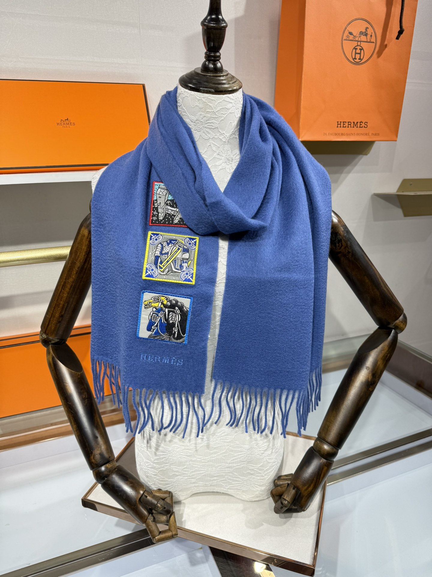 💟怒赞推荐 手感超好‼️高端男士款~超级无敌软糯的男士羊绒围巾👍H家ZG同步在售，这个价格真的无敌超值！