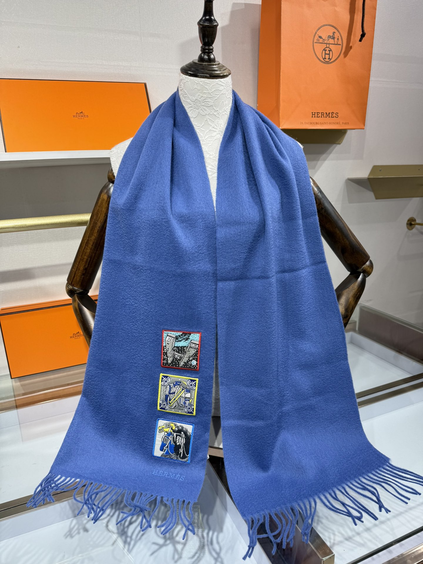 💟怒赞推荐 手感超好‼️高端男士款~超级无敌软糯的男士羊绒围巾👍H家ZG同步在售，这个价格真的无敌超值！