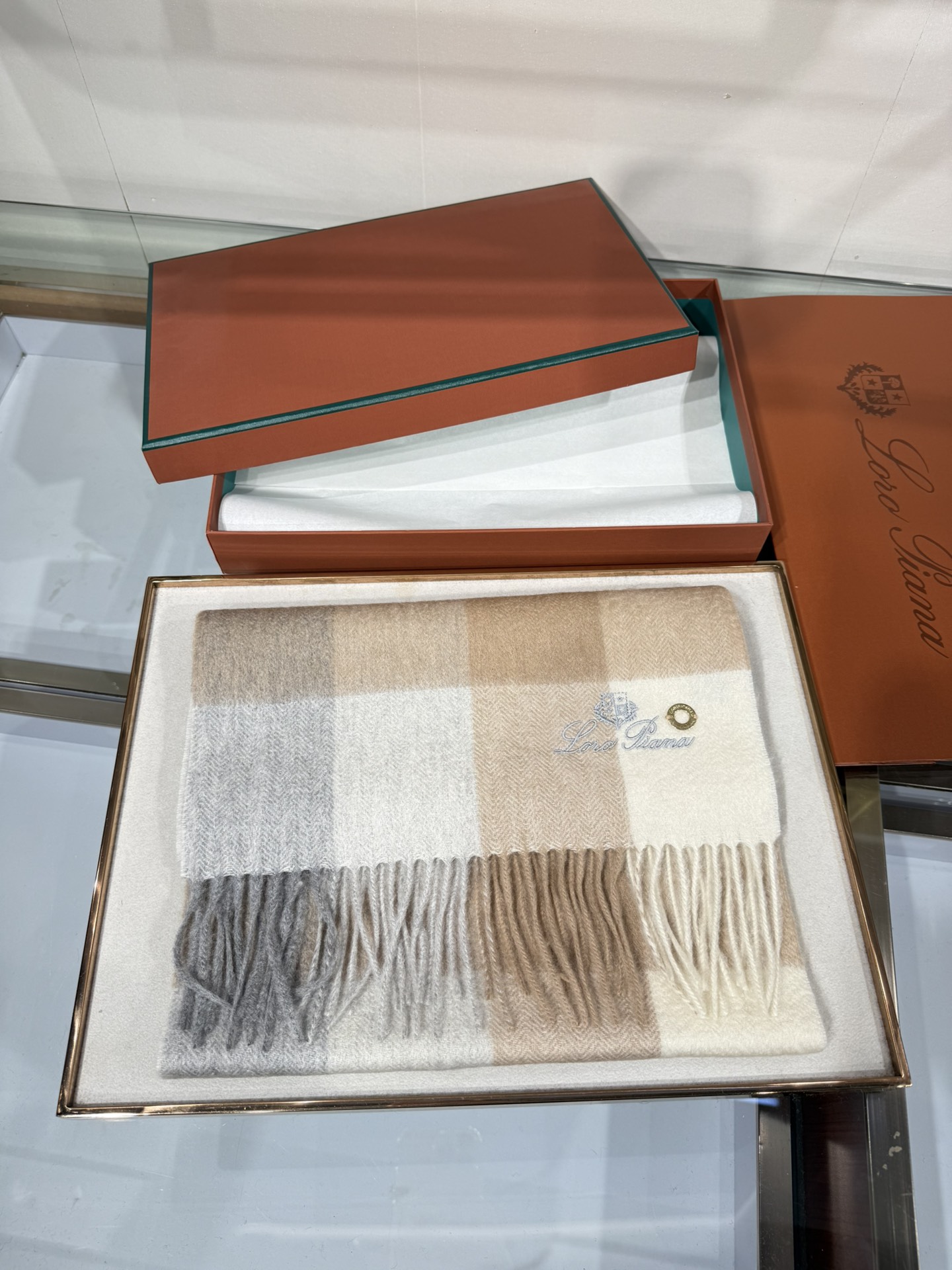 💟2025年秋冬新款抢先出 𝐋𝐨𝐫𝐨 𝐩𝐢𝐚𝐧𝐚 诺悠翩雅 山羊绒长巾 𝐒𝐢𝐳𝐞: 170x35 𝟏𝟎𝟎