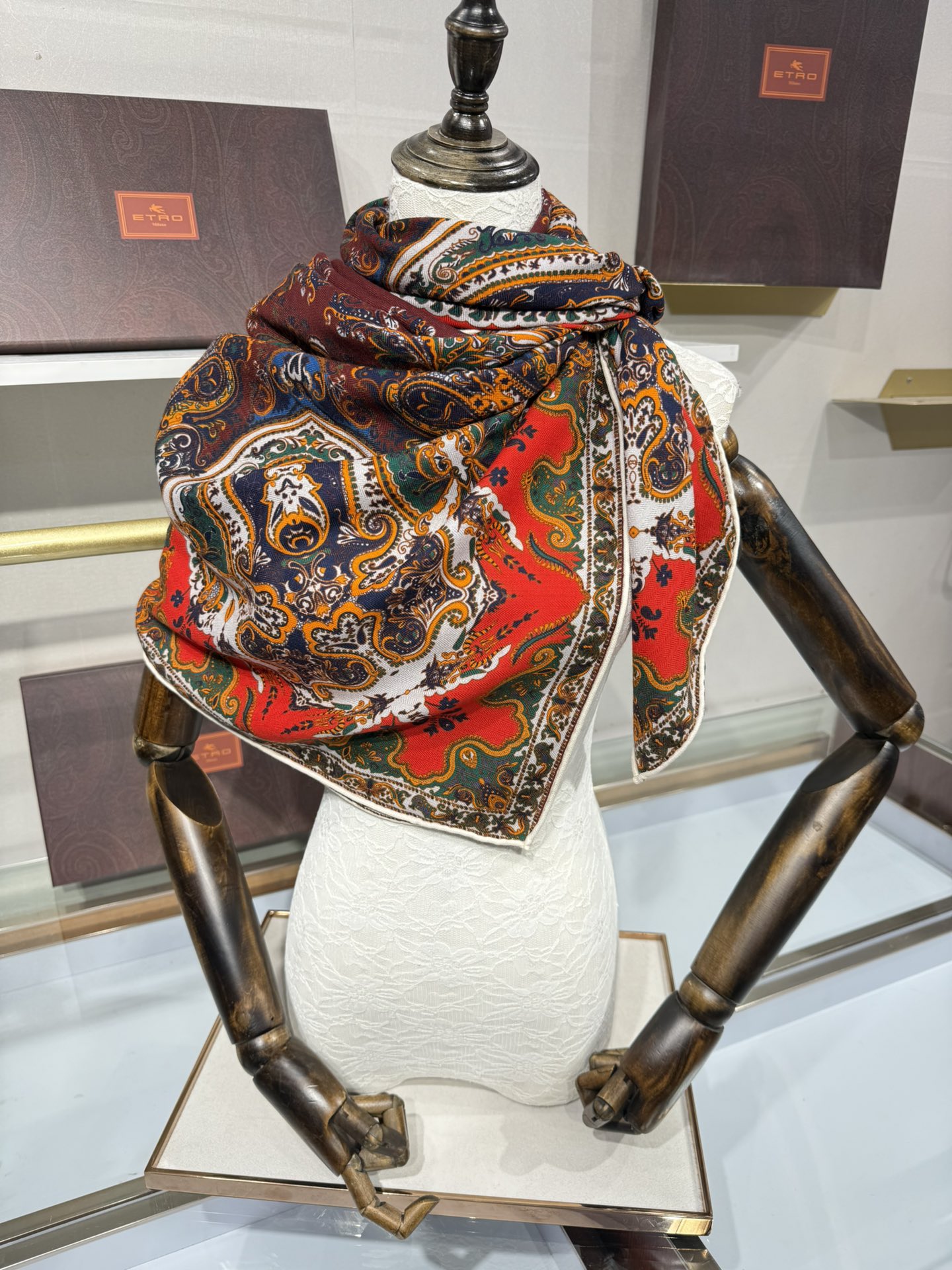 💟2025年 ETRo 秋冬抢先 上新💞【双面同色丝毛方巾】手工卷边山羊绒和真丝混纺披肩（70%山羊绒，