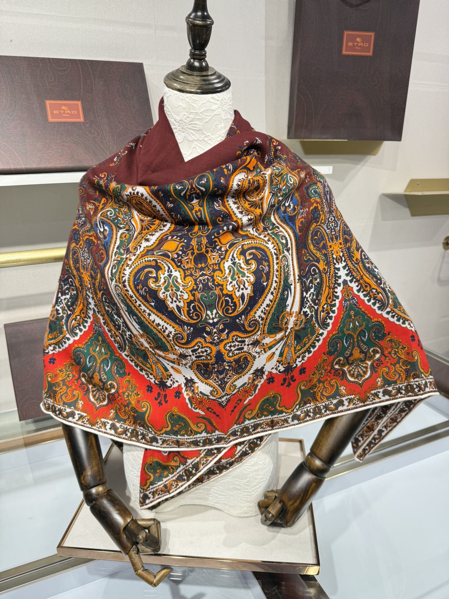 💟2025年 ETRo 秋冬抢先 上新💞【双面同色丝毛方巾】手工卷边山羊绒和真丝混纺披肩（70%山羊绒，