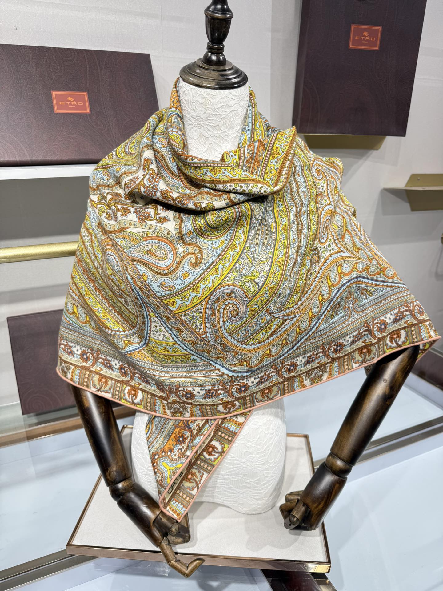 💟2025年 ETRo 秋冬抢先 上新💞【双面同色丝毛方巾】手工卷边山羊绒和真丝混纺披肩（70%山羊绒，