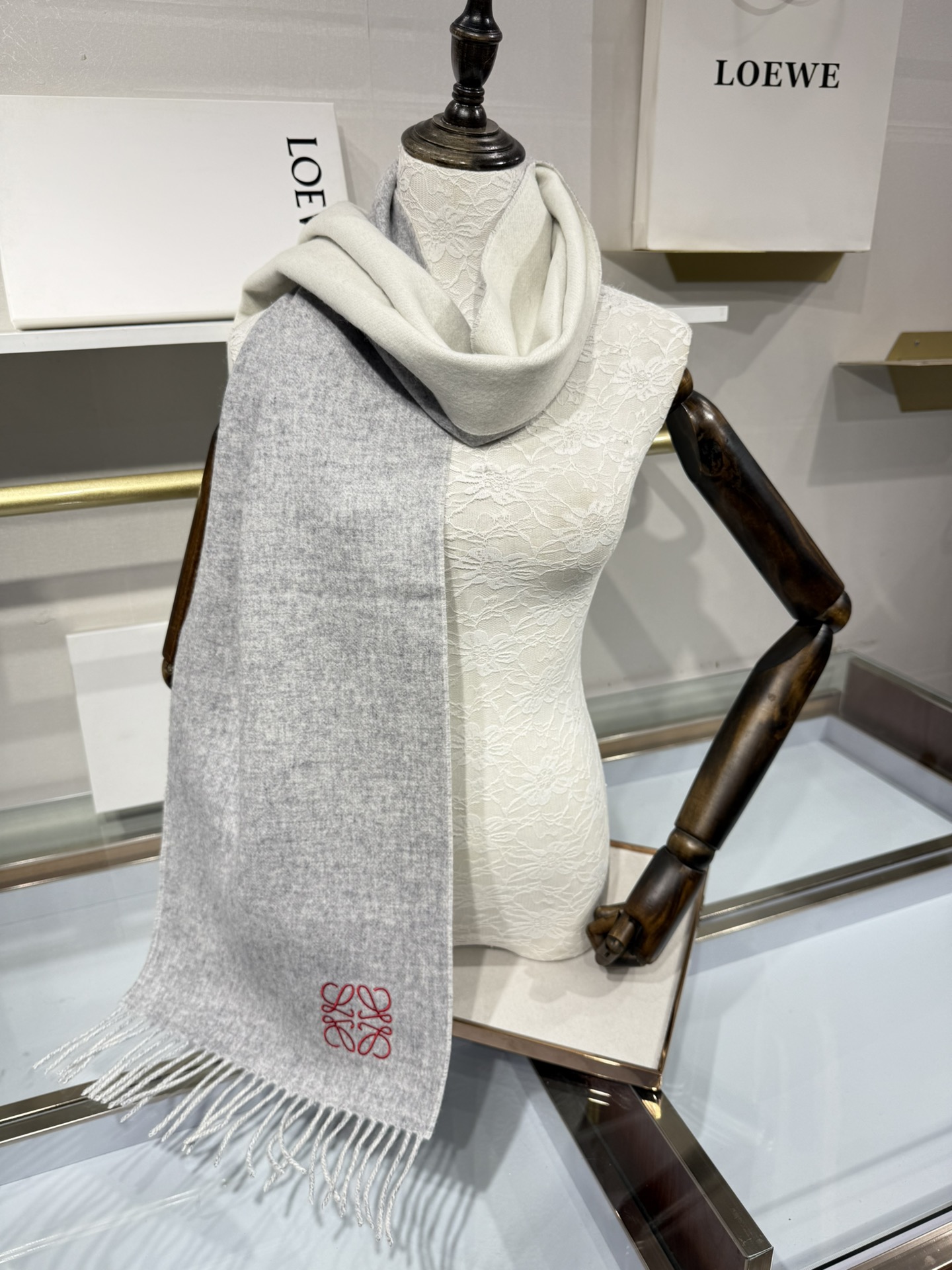 💟罗意威𝐒𝐢𝐳𝐞: 170x35 最推荐入门必选款 打造软糯舒适手感！质感更柔润，大克重有坠感，刺绣Lo