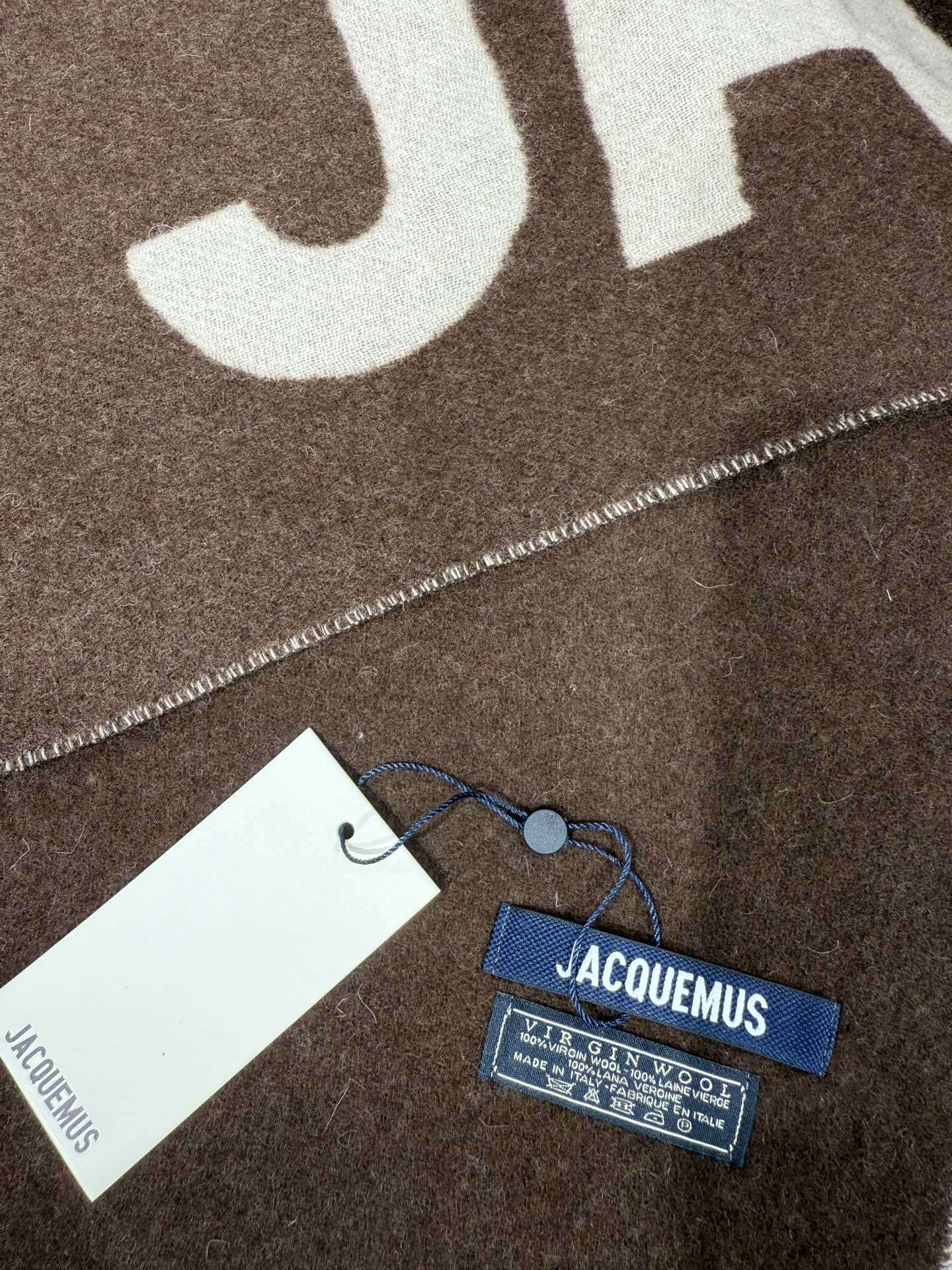 💟🧣JIL SANDER 围巾 温柔绽放的极简主义,从1968年起,一直坚守极简之风、性冷淡的设计:吉尔