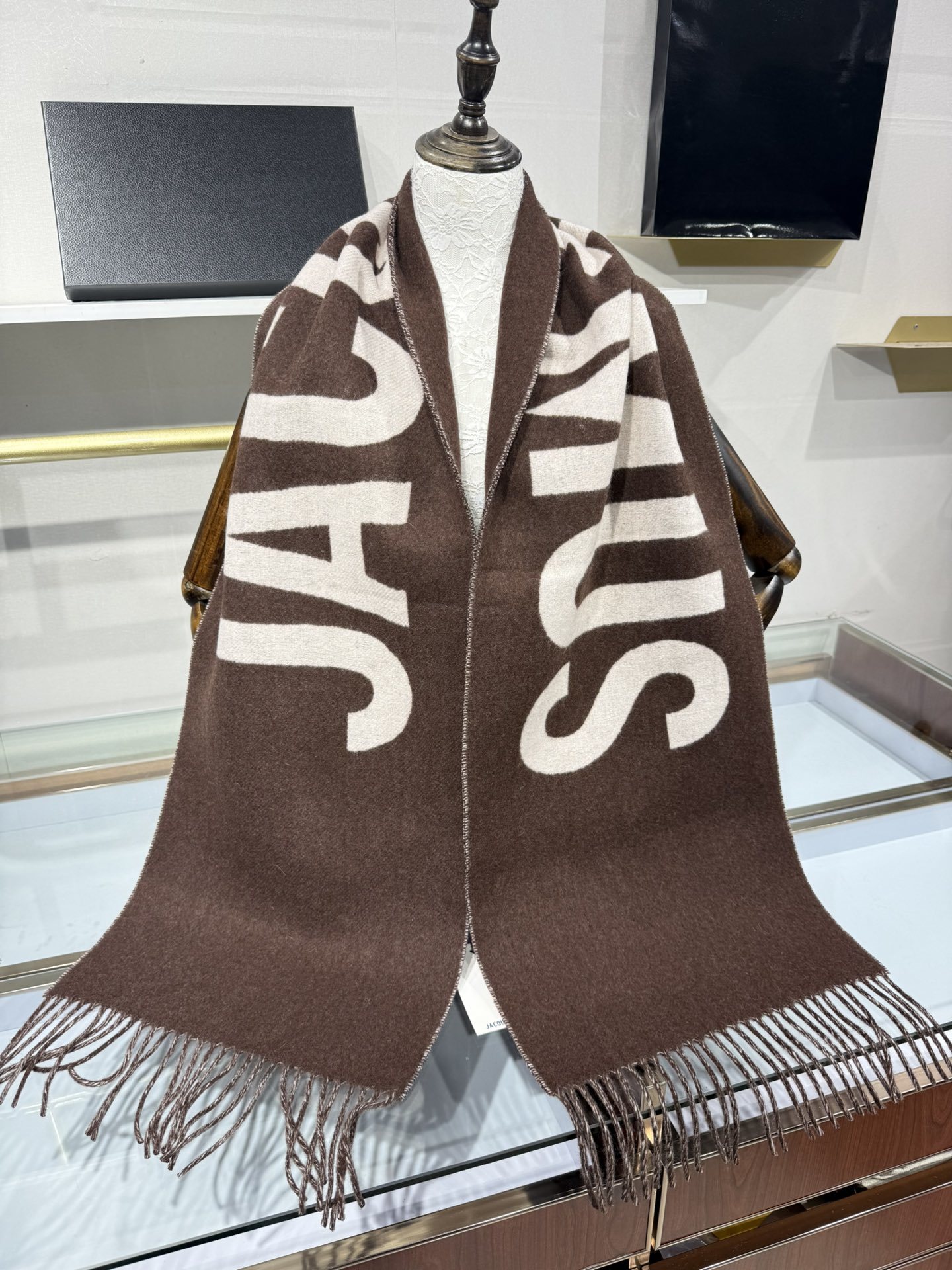 💟🧣JIL SANDER 围巾 温柔绽放的极简主义,从1968年起,一直坚守极简之风、性冷淡的设计:吉尔