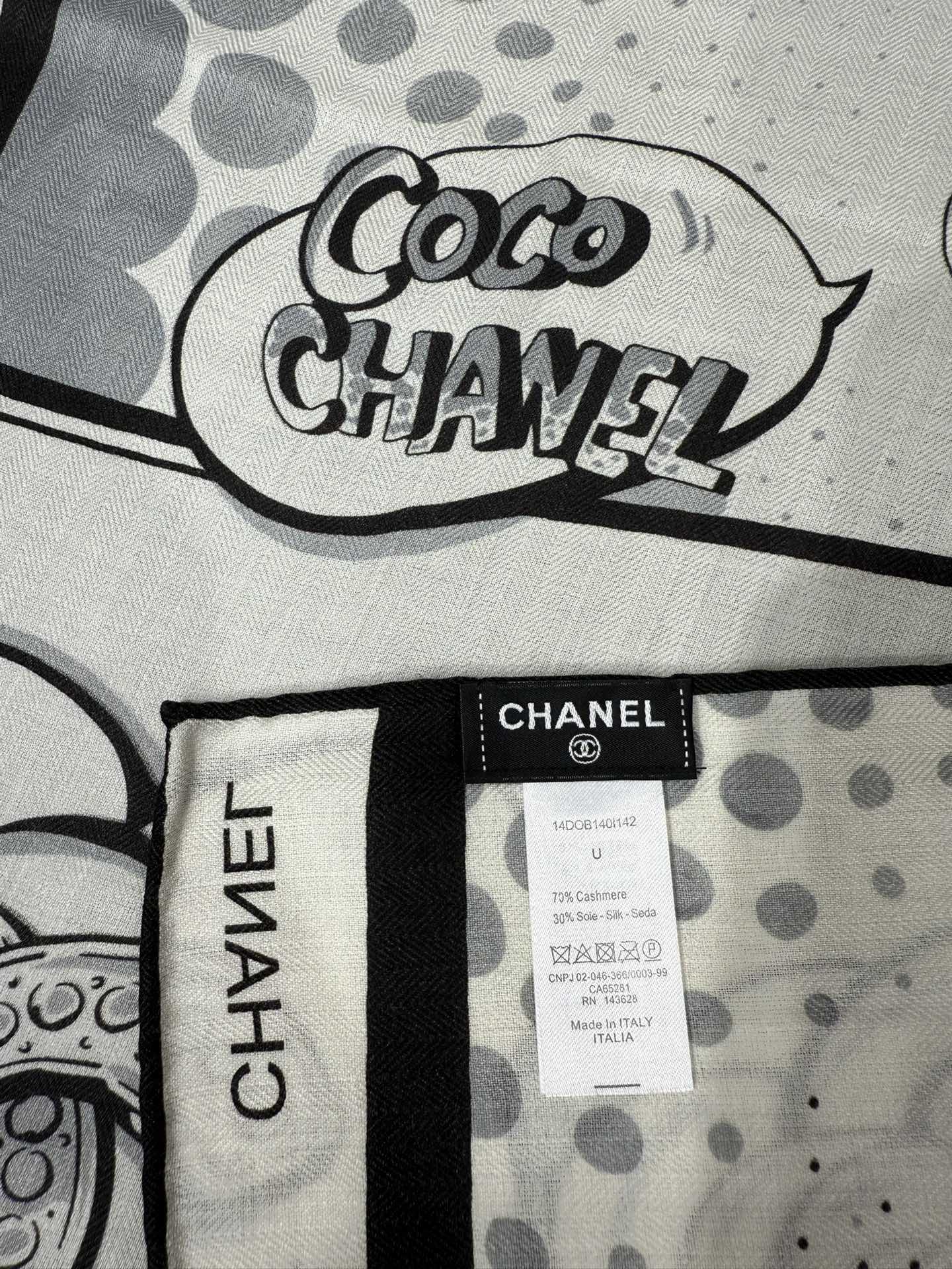 💟2025年秋冬新款💖💖💃🏻💃🏻小香家 丝羊绒方巾‼️抢‼️VIP推荐 ‼️👍下手一定要快【高端 大爱 