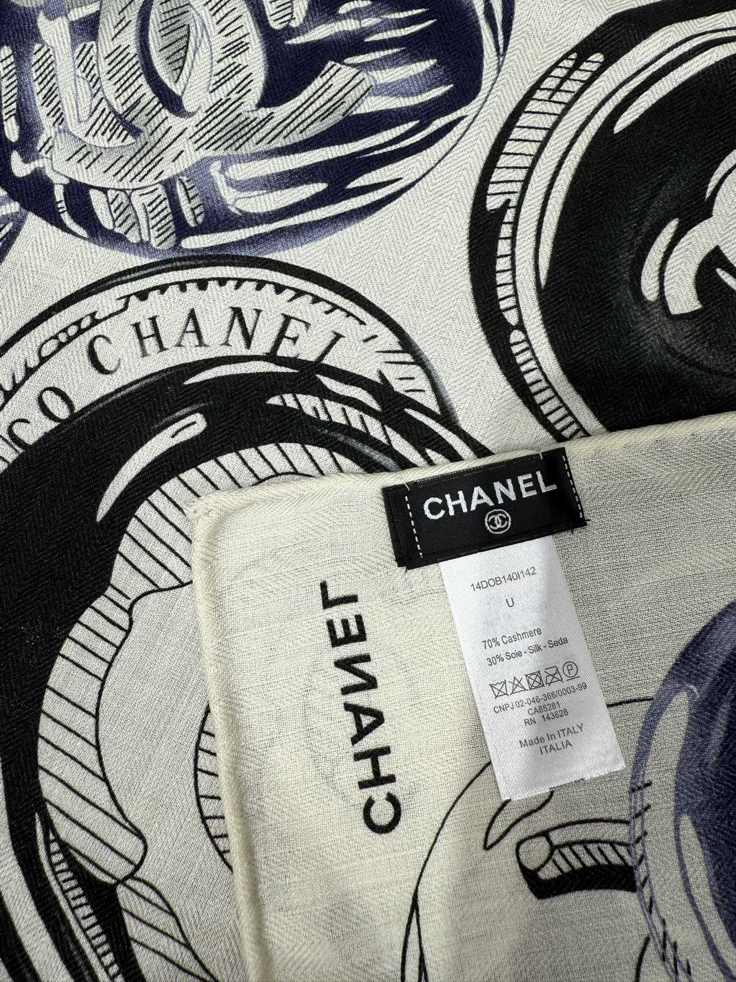 💟2025年秋冬新款💖💖💃🏻💃🏻小香家 丝羊绒方巾‼️抢‼️VIP推荐 ‼️👍下手一定要快【高端 大爱 