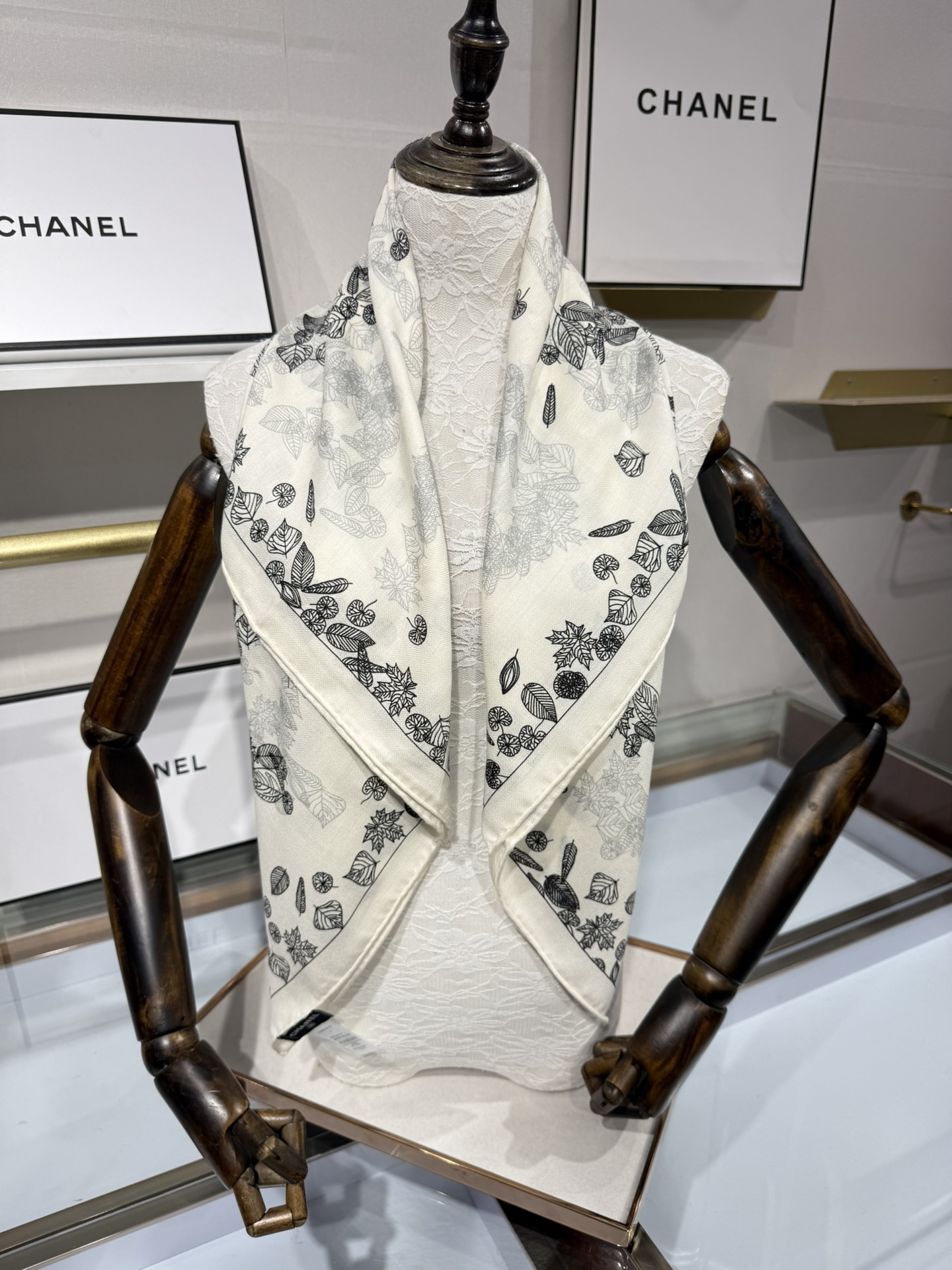 💟2025年秋冬新款💖💖💃🏻💃🏻小香家 丝羊绒方巾‼️抢‼️VIP推荐 ‼️👍下手一定要快【高端 大爱 