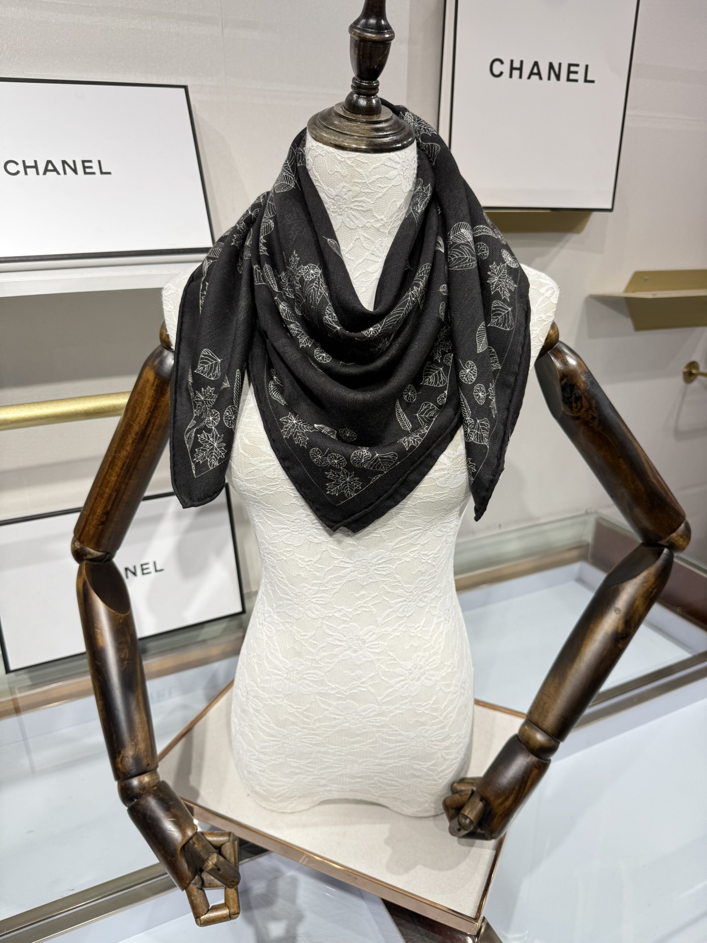 💟2025年秋冬新款💖💖💃🏻💃🏻小香家 丝羊绒方巾‼️抢‼️VIP推荐 ‼️👍下手一定要快【高端 大爱 