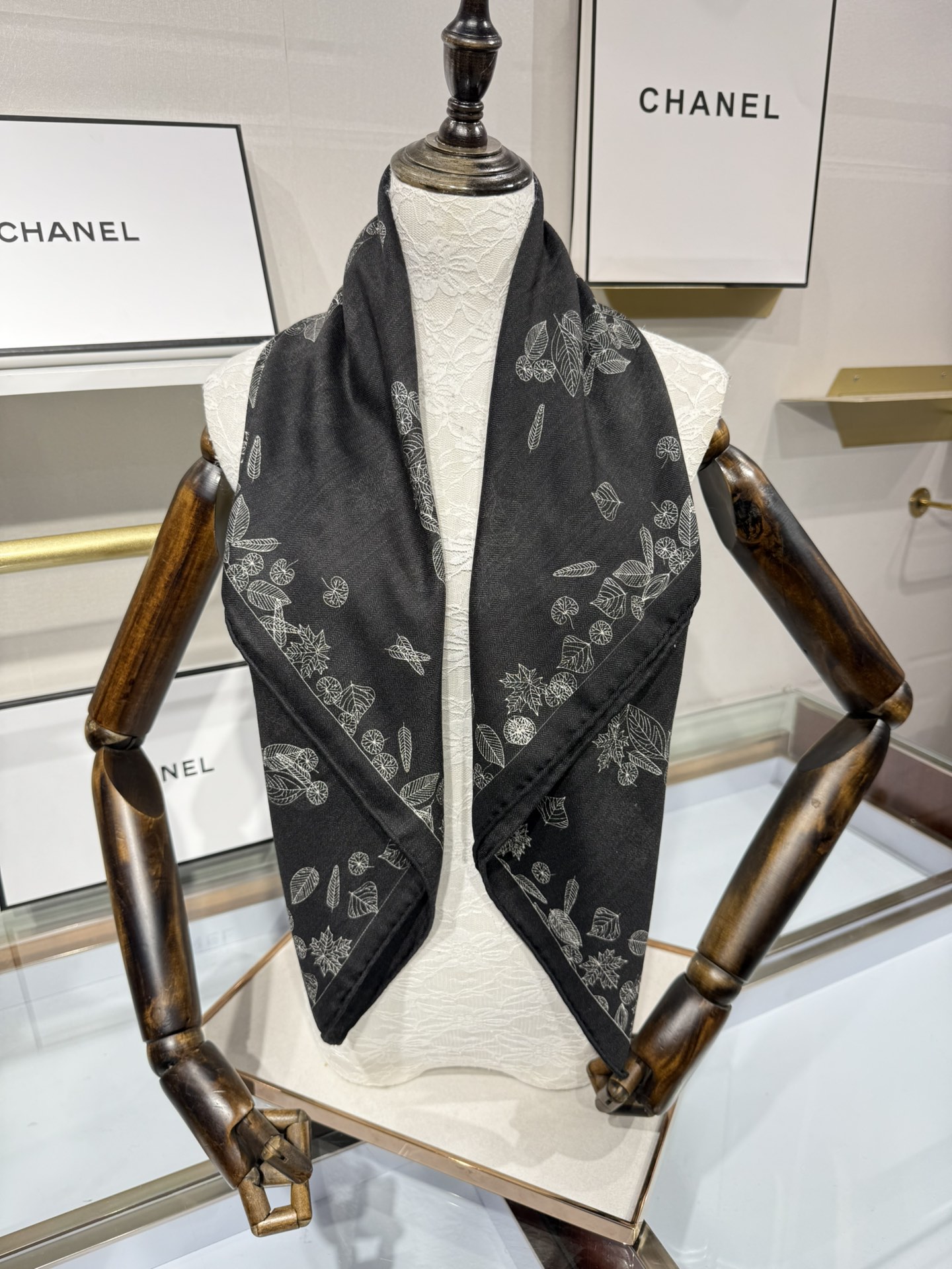 💟2025年秋冬新款💖💖💃🏻💃🏻小香家 丝羊绒方巾‼️抢‼️VIP推荐 ‼️👍下手一定要快【高端 大爱 