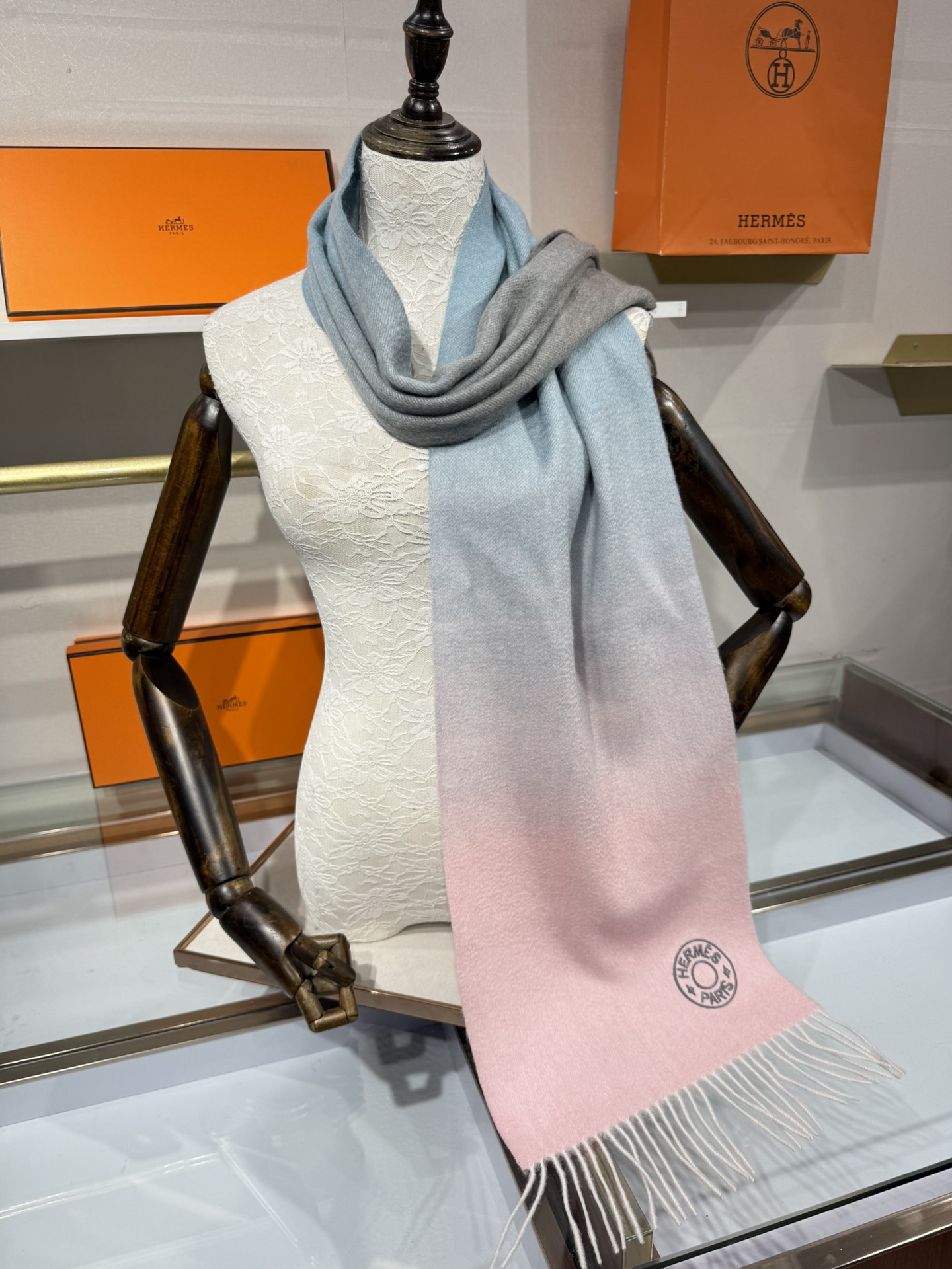 💟爱玛仕𝐒𝐢𝐳𝐞: 170x35 最推荐入门必选款 打造软糯舒适手感！质感更柔润，大克重有坠感，刺绣Lo