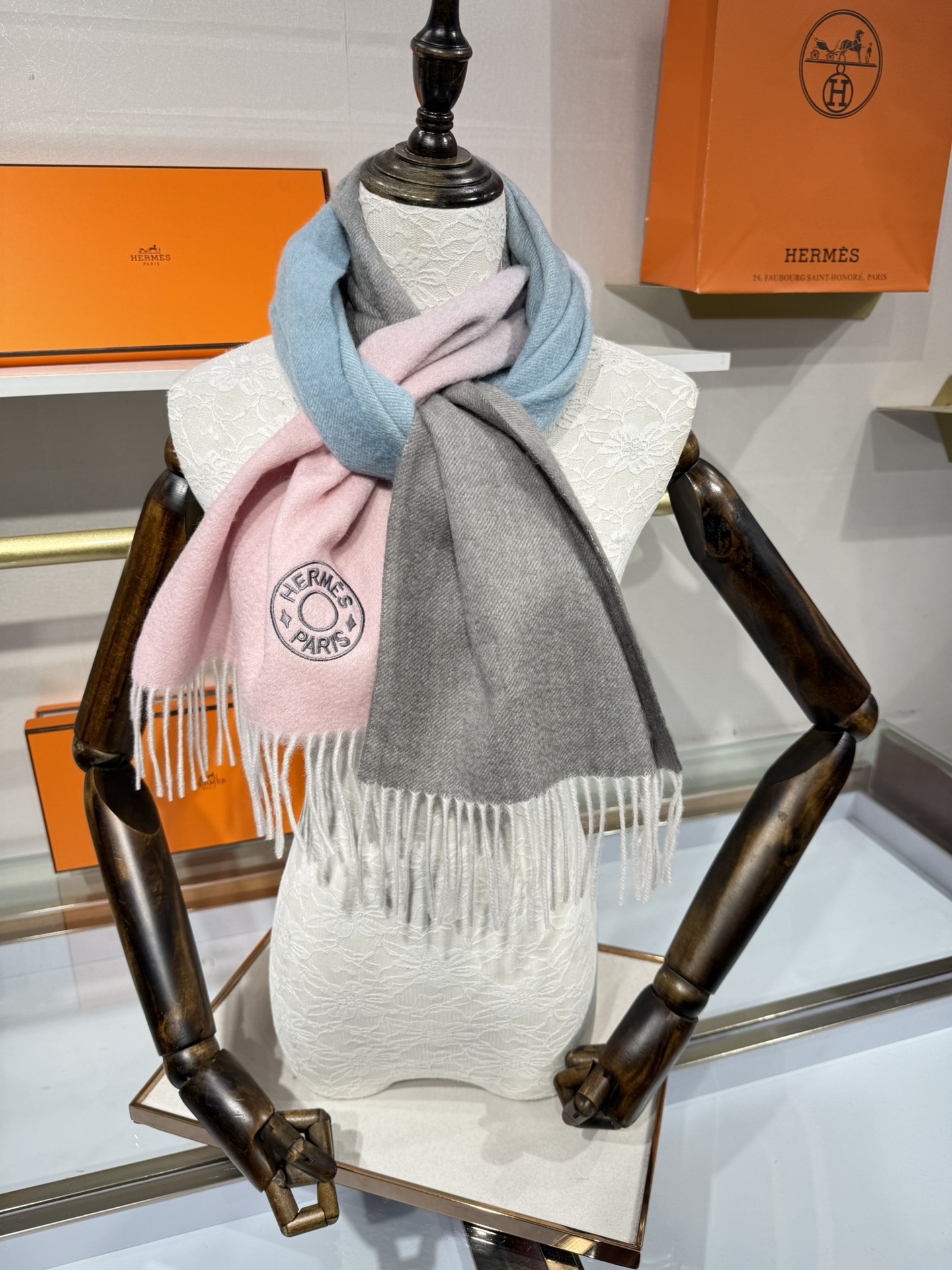 💟爱玛仕𝐒𝐢𝐳𝐞: 170x35 最推荐入门必选款 打造软糯舒适手感！质感更柔润，大克重有坠感，刺绣Lo