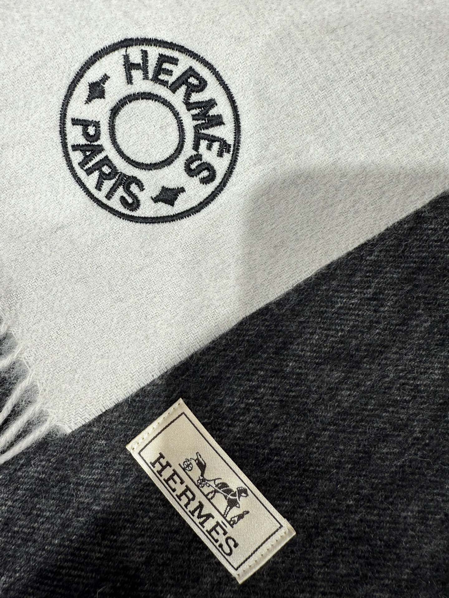 💟爱玛仕𝐒𝐢𝐳𝐞: 170x35 最推荐入门必选款 打造软糯舒适手感！质感更柔润，大克重有坠感，刺绣Lo