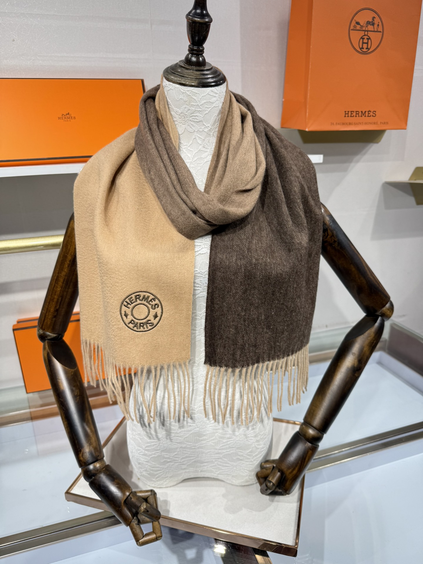 💟爱玛仕𝐒𝐢𝐳𝐞: 170x35 最推荐入门必选款 打造软糯舒适手感！质感更柔润，大克重有坠感，刺绣Lo