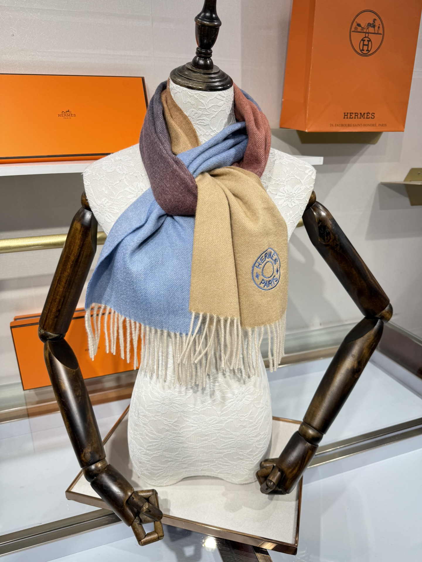 💟爱玛仕𝐒𝐢𝐳𝐞: 170x35 最推荐入门必选款 打造软糯舒适手感！质感更柔润，大克重有坠感，刺绣Lo