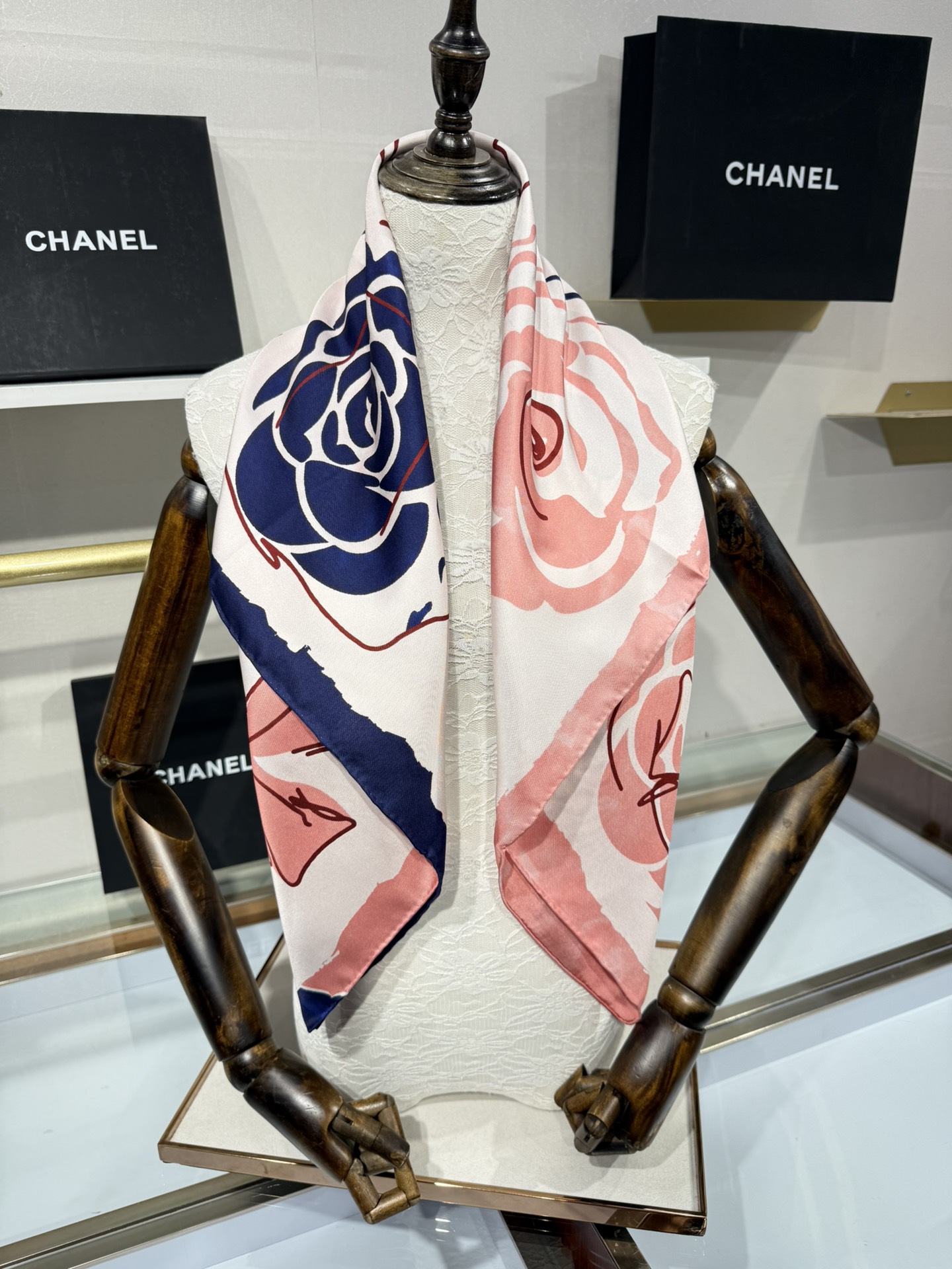 💟2025年春款 90方巾真丝双面上新💦💞18姆米真丝【90真丝斜纹双面双色佩戴】手工卷边斜纹真丝方巾（