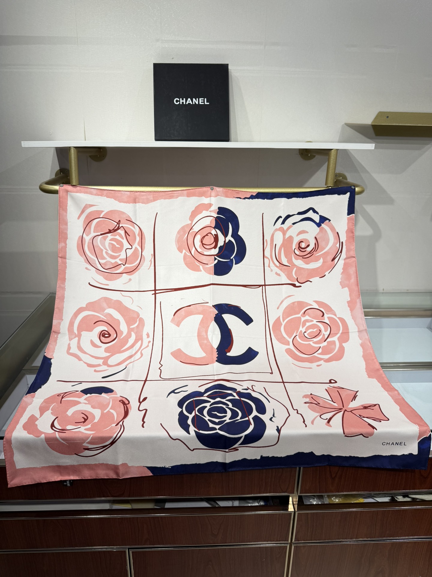 💟2025年春款 90方巾真丝双面上新💦💞18姆米真丝【90真丝斜纹双面双色佩戴】手工卷边斜纹真丝方巾（