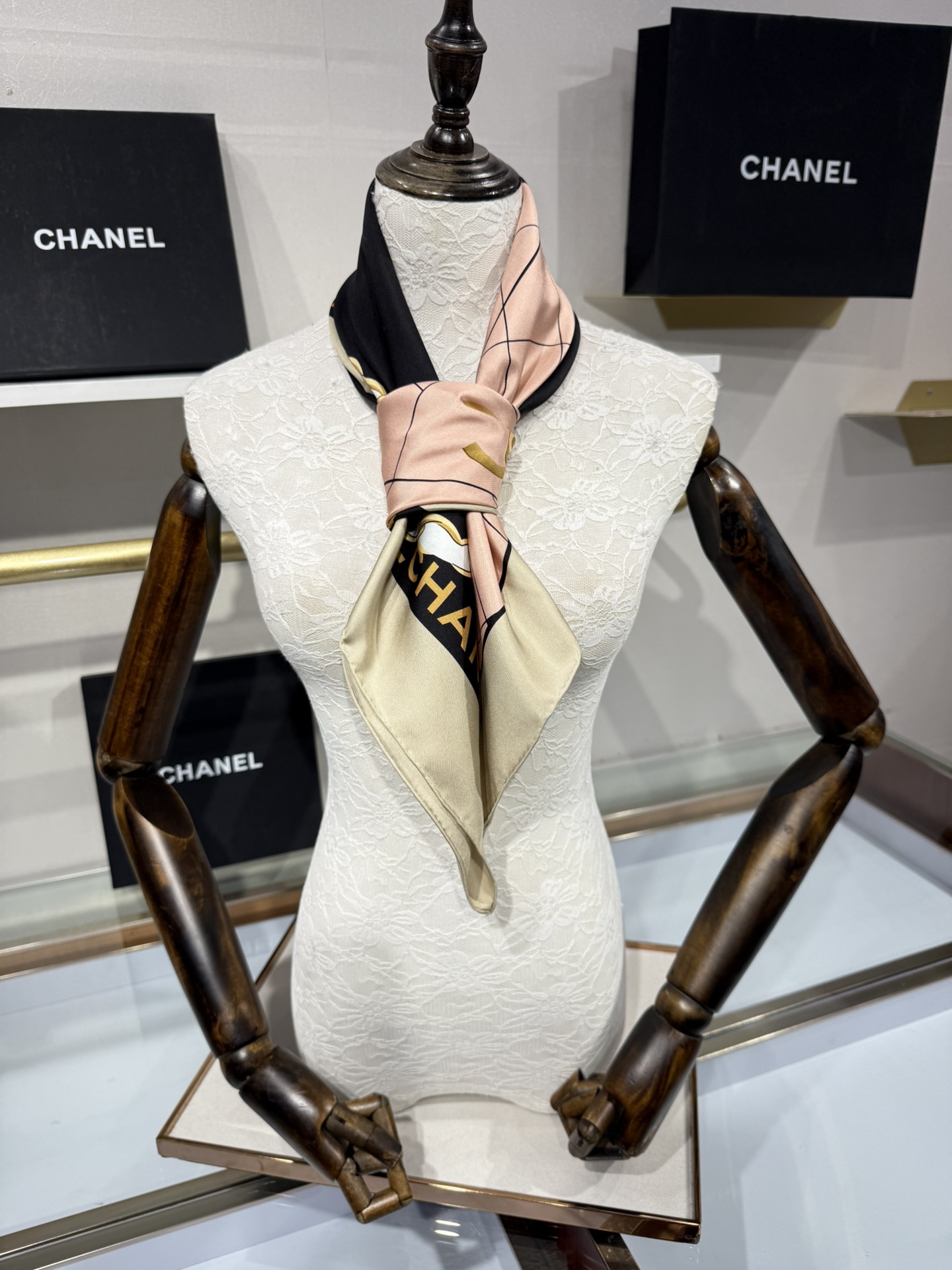 💟2025年新款90方巾真丝双面上新💦💞18姆米真丝【90真丝斜纹双面双色佩戴】手工卷边斜纹真丝方巾（每