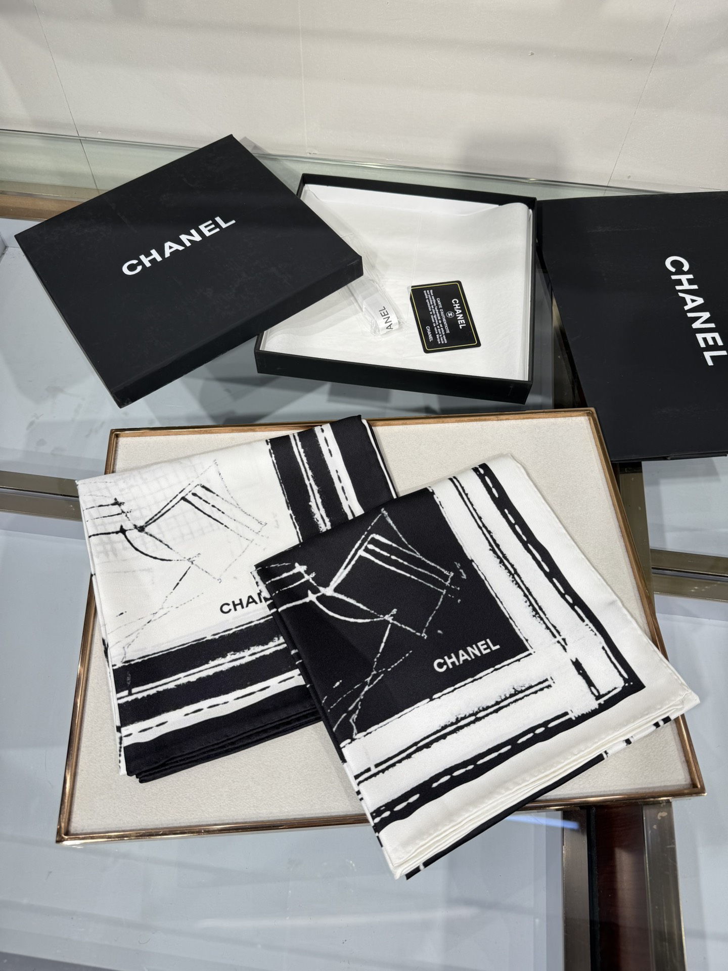 💟2025年新款90方巾真丝双面上新💦💞18姆米真丝【90真丝斜纹双面双色佩戴】手工卷边斜纹真丝方巾（每