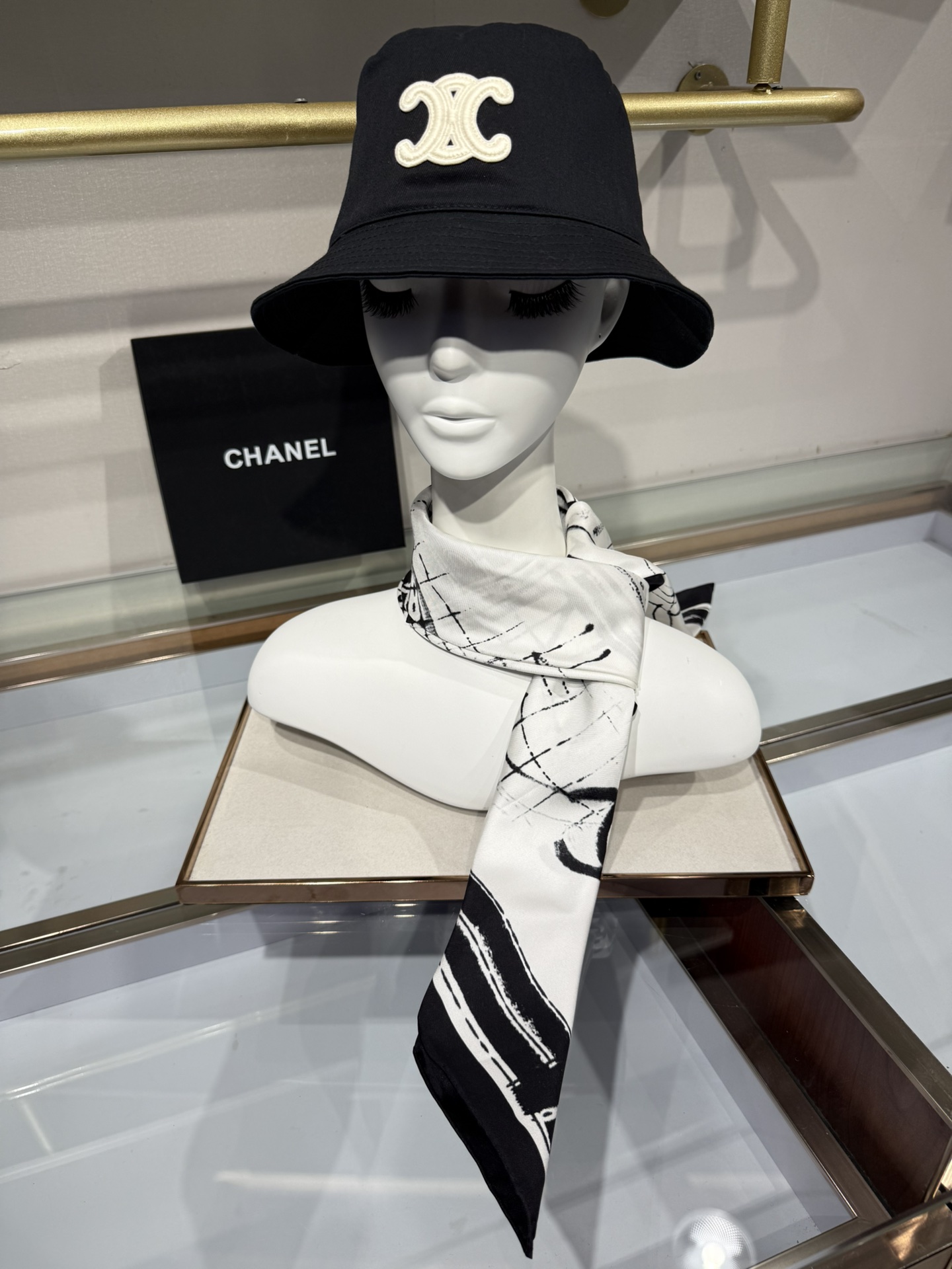 💟2025年新款90方巾真丝双面上新💦💞18姆米真丝【90真丝斜纹双面双色佩戴】手工卷边斜纹真丝方巾（每