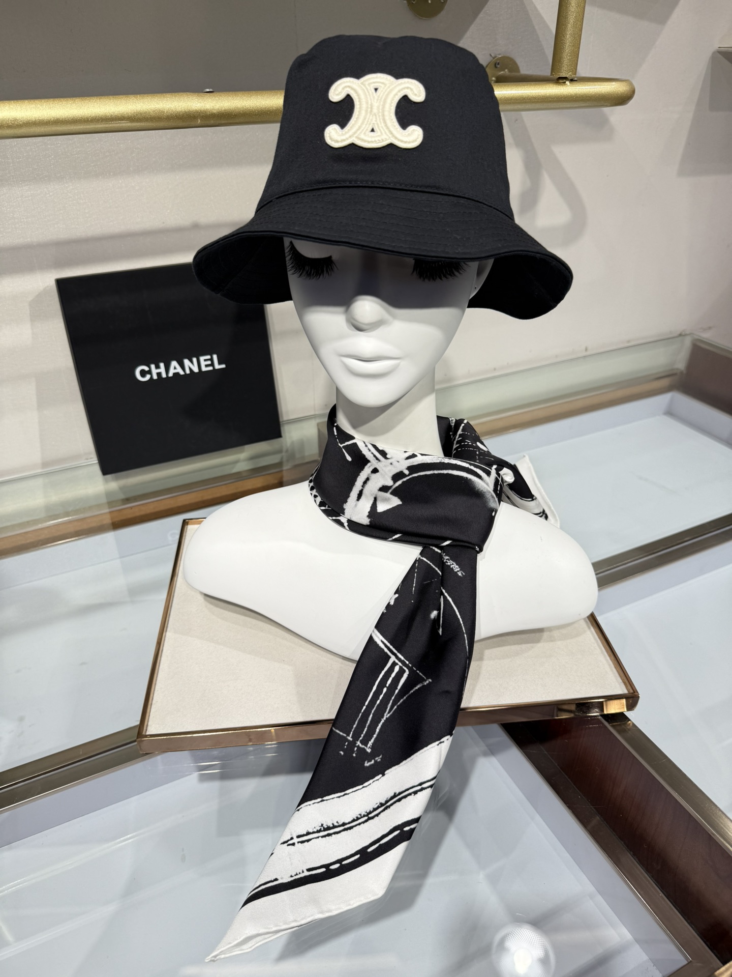 💟2025年新款90方巾真丝双面上新💦💞18姆米真丝【90真丝斜纹双面双色佩戴】手工卷边斜纹真丝方巾（每