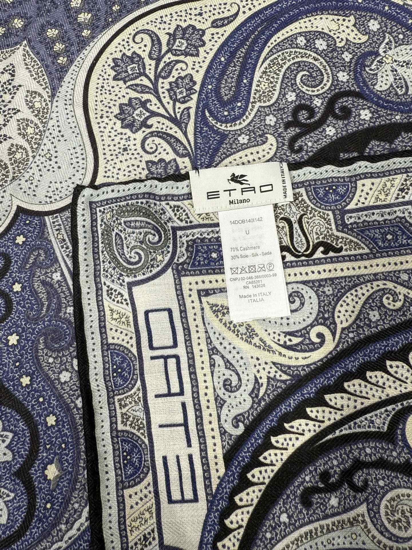 💟2025年 ETRo 秋冬抢先 上新💞【双面同色丝毛方巾】手工卷边山羊绒和真丝混纺披肩（70%山羊绒，