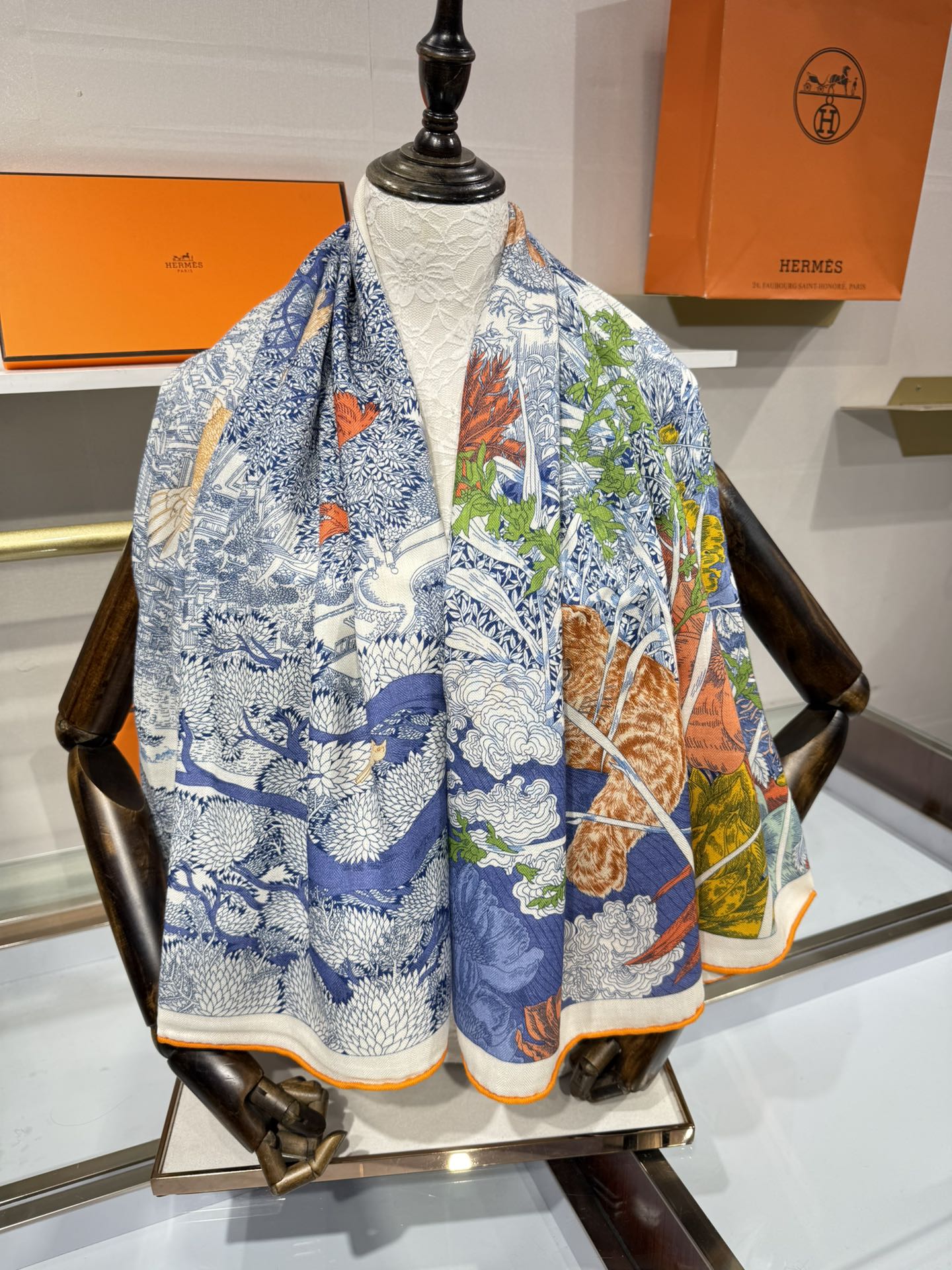 💟补单出货 越做越高级 最重磅推荐！Hermes 爱马仕丝羊绒分享回归自然名称：Retourala Na