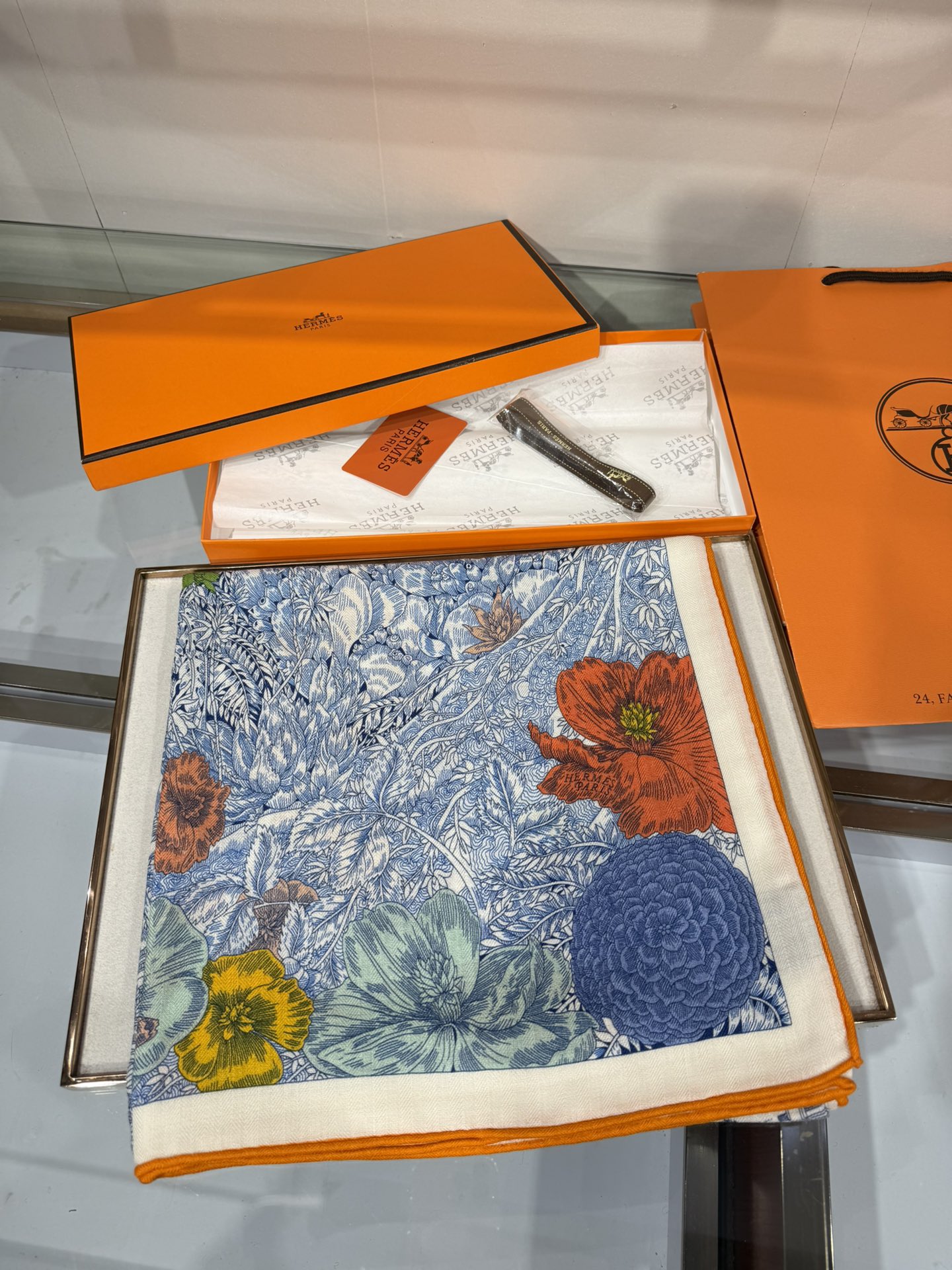 💟补单出货 越做越高级 最重磅推荐！Hermes 爱马仕丝羊绒分享回归自然名称：Retourala Na