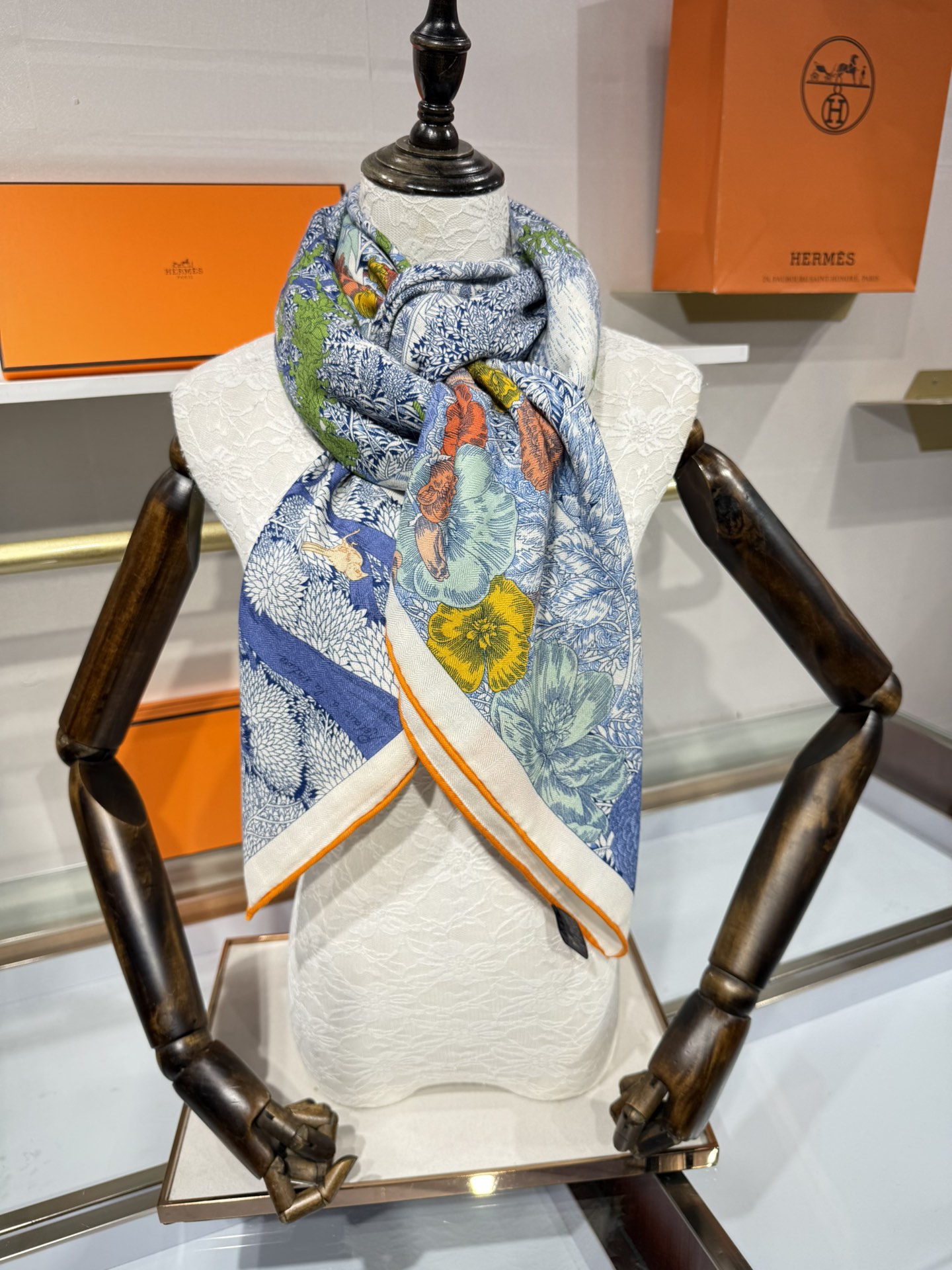 💟补单出货 越做越高级 最重磅推荐！Hermes 爱马仕丝羊绒分享回归自然名称：Retourala Na