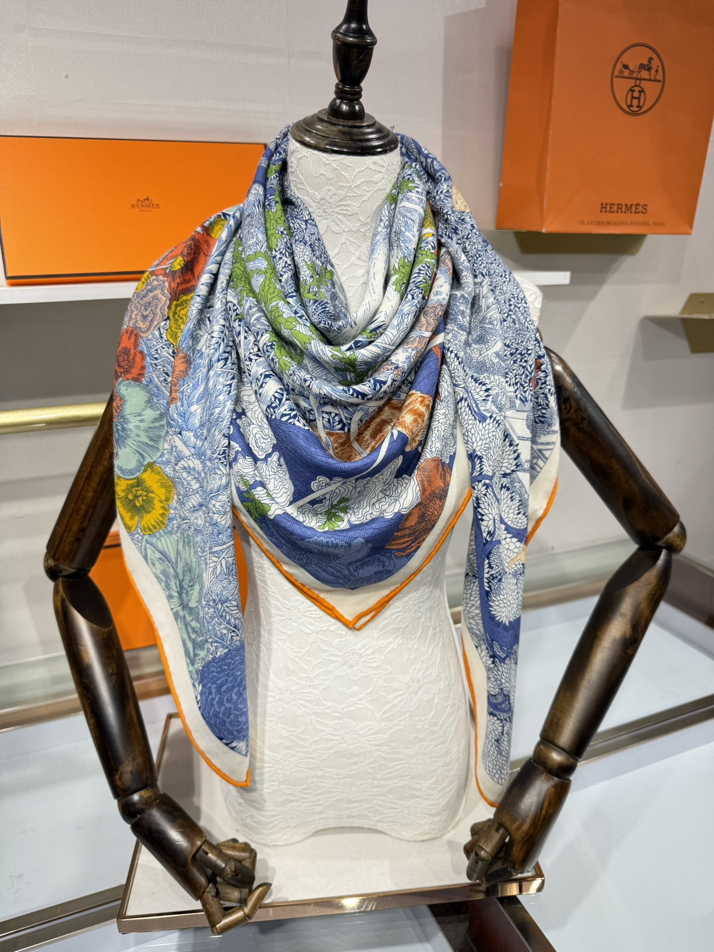 💟补单出货 越做越高级 最重磅推荐！Hermes 爱马仕丝羊绒分享回归自然名称：Retourala Na