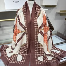 26年秋冬上新💖💖💃🏻💃🏻瑟/琳【CL挂坠饰品长巾】羊绒长巾‼️抢‼️VIP推荐 ‼️👍下手一定要快【高端 大爱 ‼️顶 26年秋冬上新💖💖💃🏻💃🏻瑟/琳【CL挂坠饰品长巾】羊绒长巾‼️抢‼️VIP推荐 ‼️👍下手一定要快【高端 大爱 ‼️顶