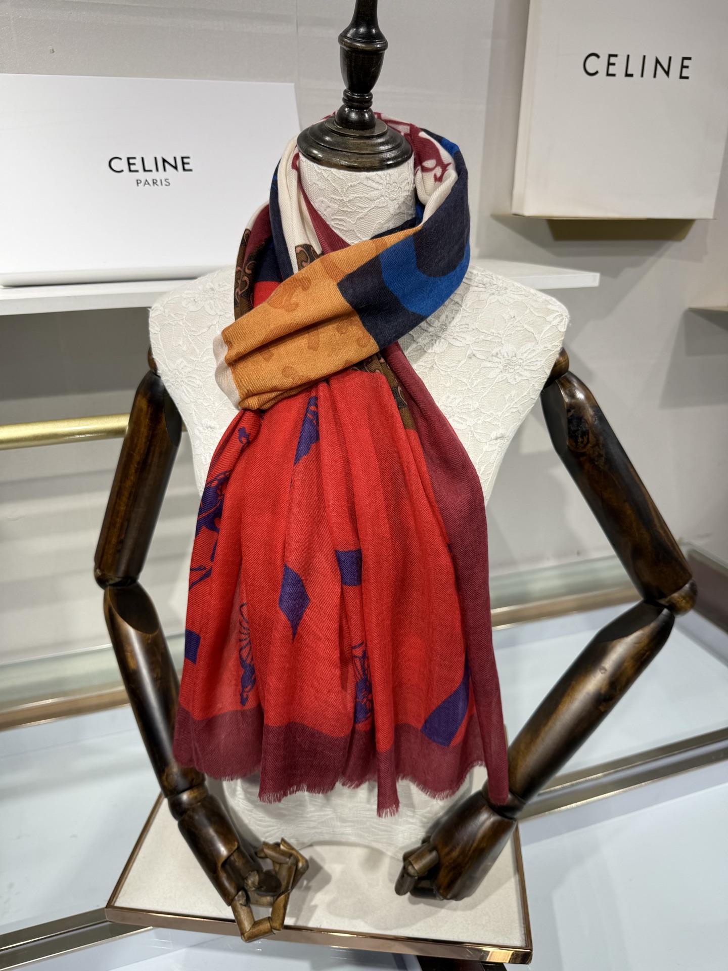 26年秋冬上新💖💖💃🏻💃🏻瑟/琳【CL挂坠饰品长巾】羊绒长巾‼️抢‼️VIP推荐 ‼️👍下手一定要快【高端 大爱 ‼️顶