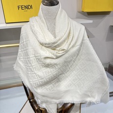 💟诠释什么叫高端顶奢产品~羊绒+羊毛方巾Fendi 卓尔不凡,高级有气场!!】非常抬人!永远加分的F秋冬单品!各种穿衣 💟诠释什么叫高端顶奢产品~羊绒+羊毛方巾Fendi 卓尔不凡,高级有气场!!】非常抬人!永远加分的F秋冬单品!各种穿衣