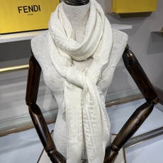 💟诠释什么叫高端顶奢产品~羊绒+羊毛方巾Fendi 卓尔不凡,高级有气场!!】非常抬人!永远加分的F秋冬单品!各种穿衣 💟诠释什么叫高端顶奢产品~羊绒+羊毛方巾Fendi 卓尔不凡,高级有气场!!】非常抬人!永远加分的F秋冬单品!各种穿衣