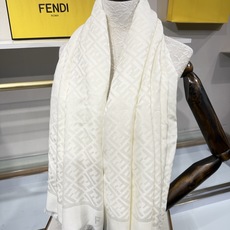 💟诠释什么叫高端顶奢产品~羊绒+羊毛方巾Fendi 卓尔不凡,高级有气场!!】非常抬人!永远加分的F秋冬单品!各种穿衣 💟诠释什么叫高端顶奢产品~羊绒+羊毛方巾Fendi 卓尔不凡,高级有气场!!】非常抬人!永远加分的F秋冬单品!各种穿衣