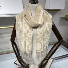 💟26年秋冬新款💕同步 LOEWE罗意威|双面拼色羊绒羊毛🤎💗 新品!粉拼驼这个配色真的温柔到骨子里 经典Anagram 💟26年秋冬新款💕同步 LOEWE罗意威|双面拼色羊绒羊毛🤎💗 新品!粉拼驼这个配色真的温柔到骨子里 经典Anagram