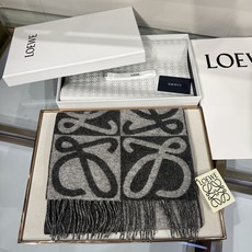 💟26年秋冬新款💕同步 LOEWE罗意威|双面拼色羊绒羊毛🤎💗 新品!粉拼驼这个配色真的温柔到骨子里 经典Anagram 💟26年秋冬新款💕同步 LOEWE罗意威|双面拼色羊绒羊毛🤎💗 新品!粉拼驼这个配色真的温柔到骨子里 经典Anagram