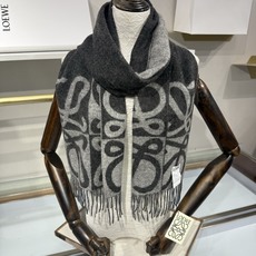 💟26年秋冬新款💕同步 LOEWE罗意威|双面拼色羊绒羊毛🤎💗 新品!粉拼驼这个配色真的温柔到骨子里 经典Anagram 💟26年秋冬新款💕同步 LOEWE罗意威|双面拼色羊绒羊毛🤎💗 新品!粉拼驼这个配色真的温柔到骨子里 经典Anagram