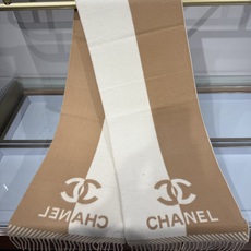 💟新品 𝐂𝐇𝐀𝐍𝐄𝐋新《双面拼色提花》Size:184x34cm (不含流苏) 目测是大爆款!双面异色提花 两面完全相反 💟新品 𝐂𝐇𝐀𝐍𝐄𝐋新《双面拼色提花》Size:184x34cm (不含流苏) 目测是大爆款!双面异色提花 两面完全相反