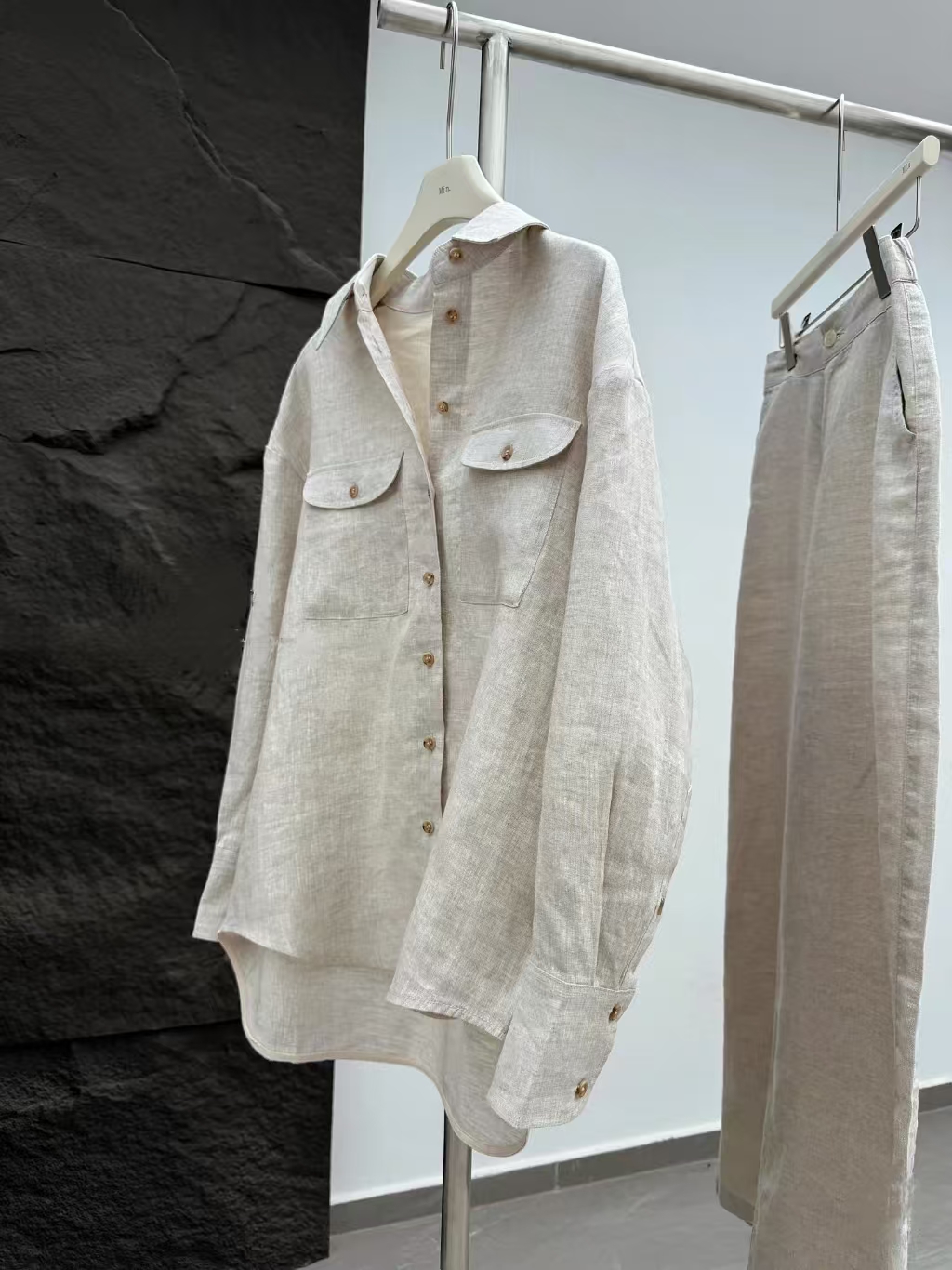 High-End Women’s Suit with Sandro’s Original Quality Rollout: Luxurious, Elegant, Natural. - 图片 8