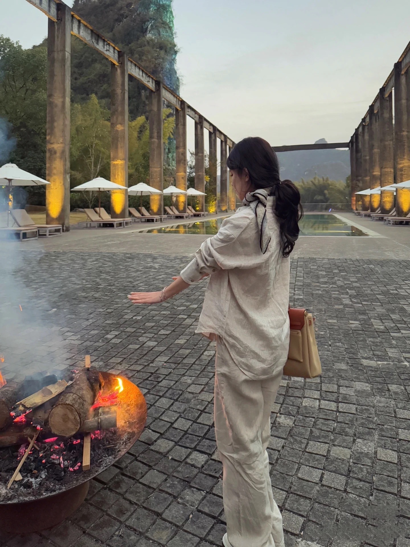 High-End Women’s Suit with Sandro’s Original Quality Rollout: Luxurious, Elegant, Natural. - 图片 4