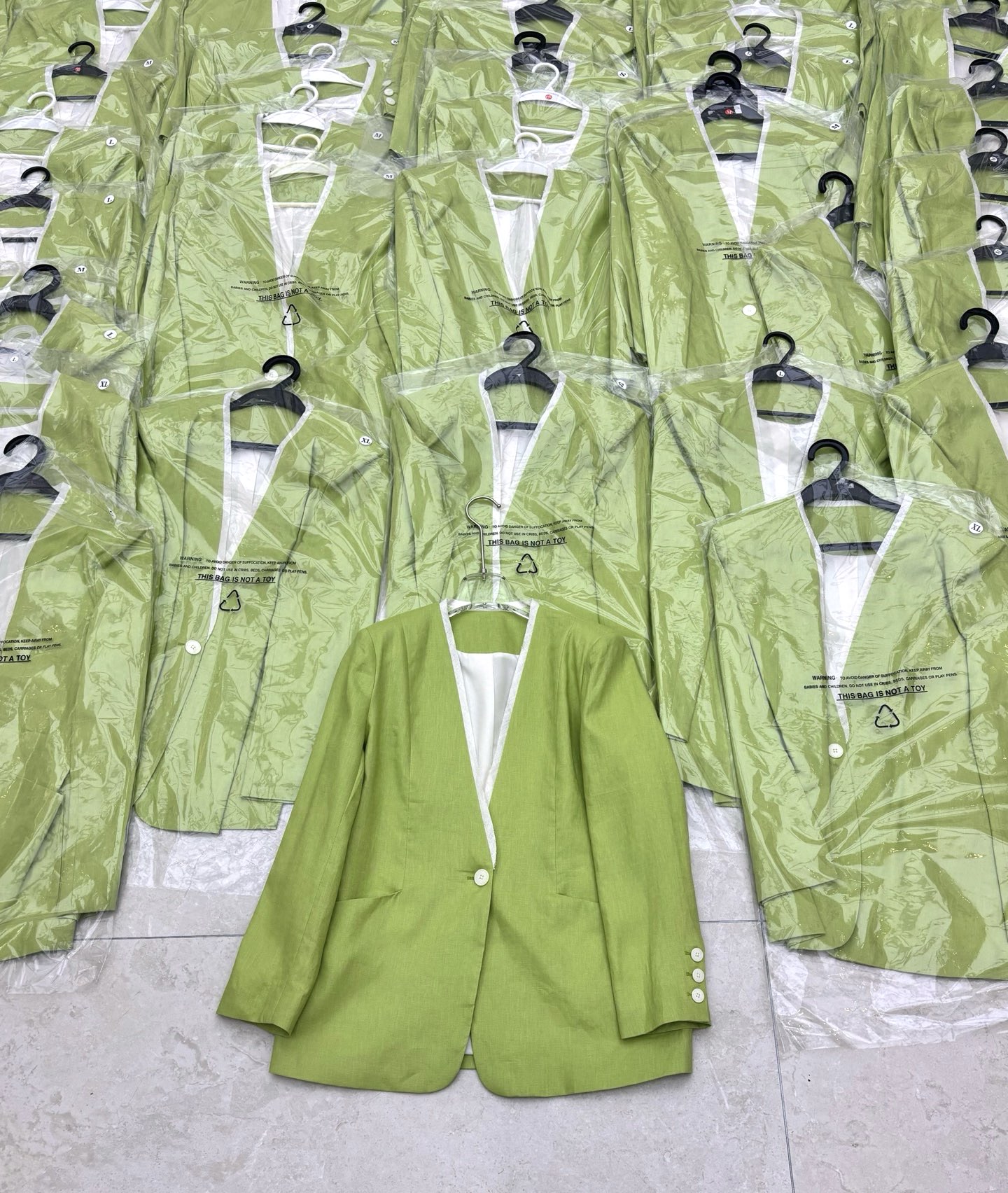 High-End Quality Female Suit: BV Summer Stylist Designer Suit with Dopamine and Wool - 图片 8