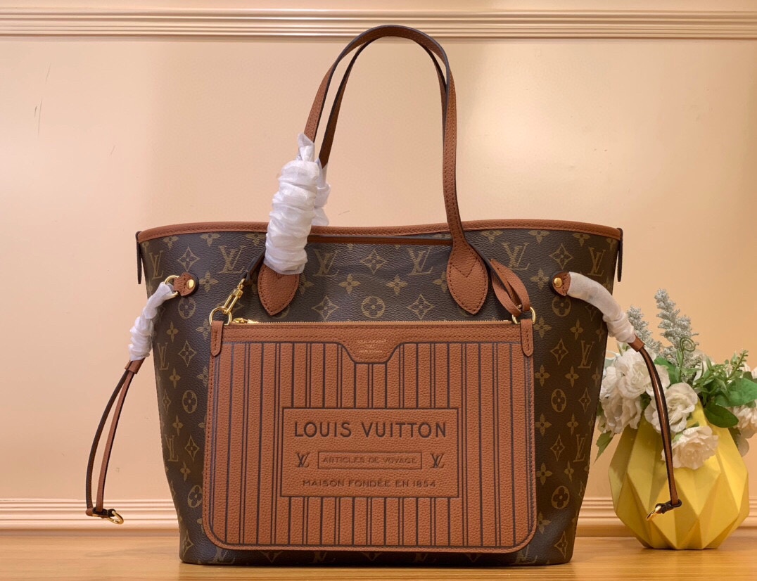 NO:557463,Top original Neverfull mm handbag] m12061 Presbyopia/Brown m11946 Presbyopia/Brown Neverfull Jh classic handbag, the designed inner bag is lined with fresh fabric, and the bright lining color adds more liveliness and liveliness to the Monogram classic canvas. Size 32*27*7318075,19860909顶级原单Neverfull mm 手袋】m12061 老花/棕色 m11946 老花/棕色 Neverfull Jh 经典手袋,设计的内袋采用了清新的织物内衬,明快的内衬色调为 Monogram 经典帆布增加了更多活泼生动之感. 尺寸32*27*7318075,,Bag