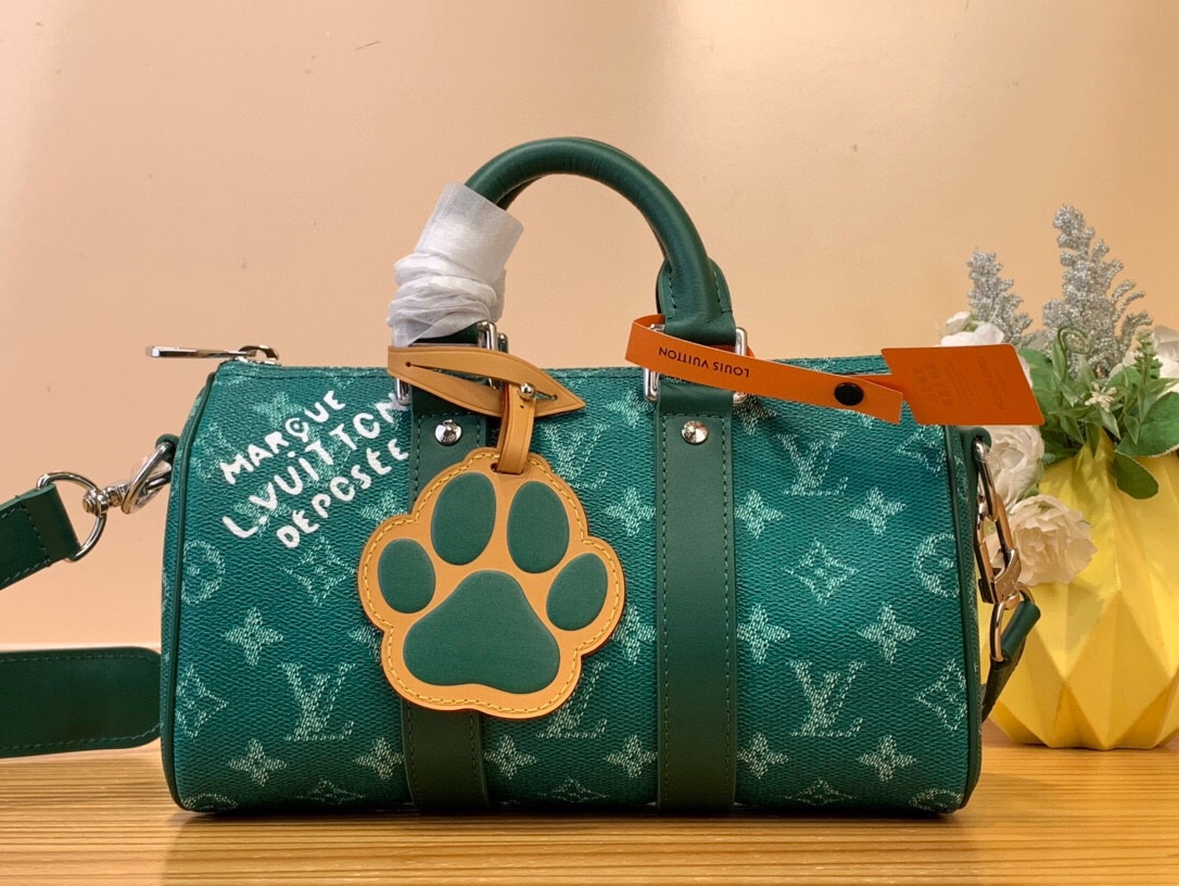 Replica gevonden
 Louis Vuitton LV Keepall Tassen handtassen Reis Tas Groen Taurillon M12684