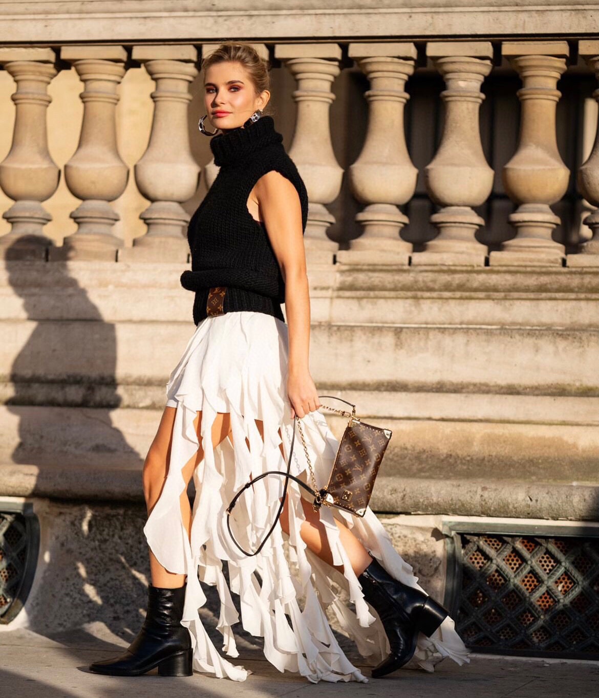 NO:551978,[SLIM TRUNK handbag] m13147 25445 Huanghua official website picture,19860909【SLIM TRUNK 手袋】 m13147 25445 黄花 官网图,,Bag