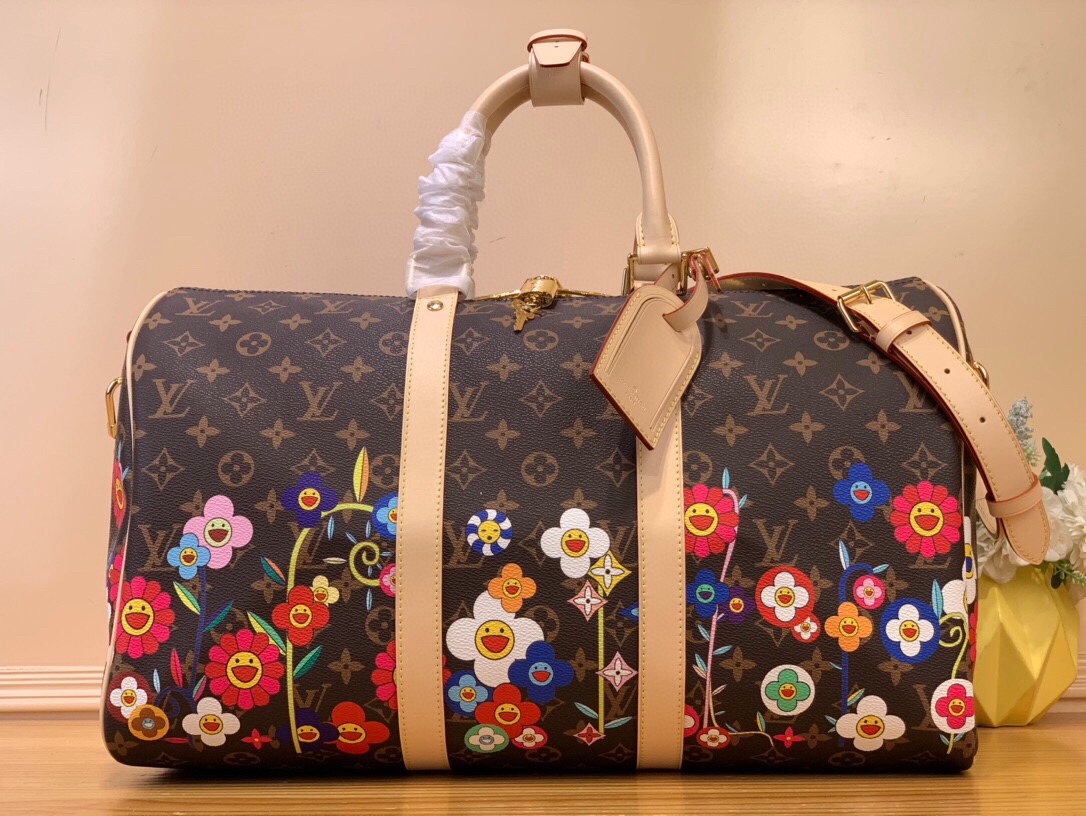 NO:619936,Top original order [KEEALL 45 travel bag] M14182 41418 Presbyopia/Sunflower (Takashi Murakami) Keeall Hr is a classic in the Louis Vuitton travel bag series. This large Keeall is made of Monogram canvas, with a detachable leather shoulder strap and a detachable leather ID holder. Dimensions 45.0 x 27.0 x 20.0 cm  6217075,,louis vuitton19860909顶级原单【KEEALL 45 旅行袋】M14182 41418 老花/ 太阳花（村上隆） Keeall Hr是路易威登旅行袋系列中的经典.这个大号Keeall以Monogram帆布为袋身,配以可拆卸式皮肩带和一个可拆卸式皮证件套. 尺寸45.0 x 27.0 x 20.0 厘米 6217075,,louis vuitton,Bag