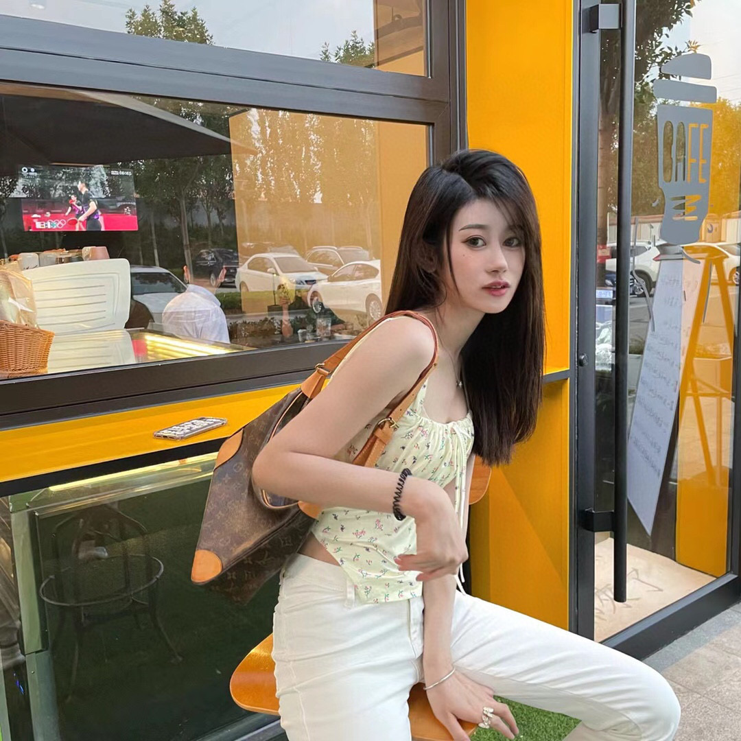 NO:620281,Second-hand M51265 small croissant outfit,19860909中古 M51265 小号牛角包 穿搭,,Bag