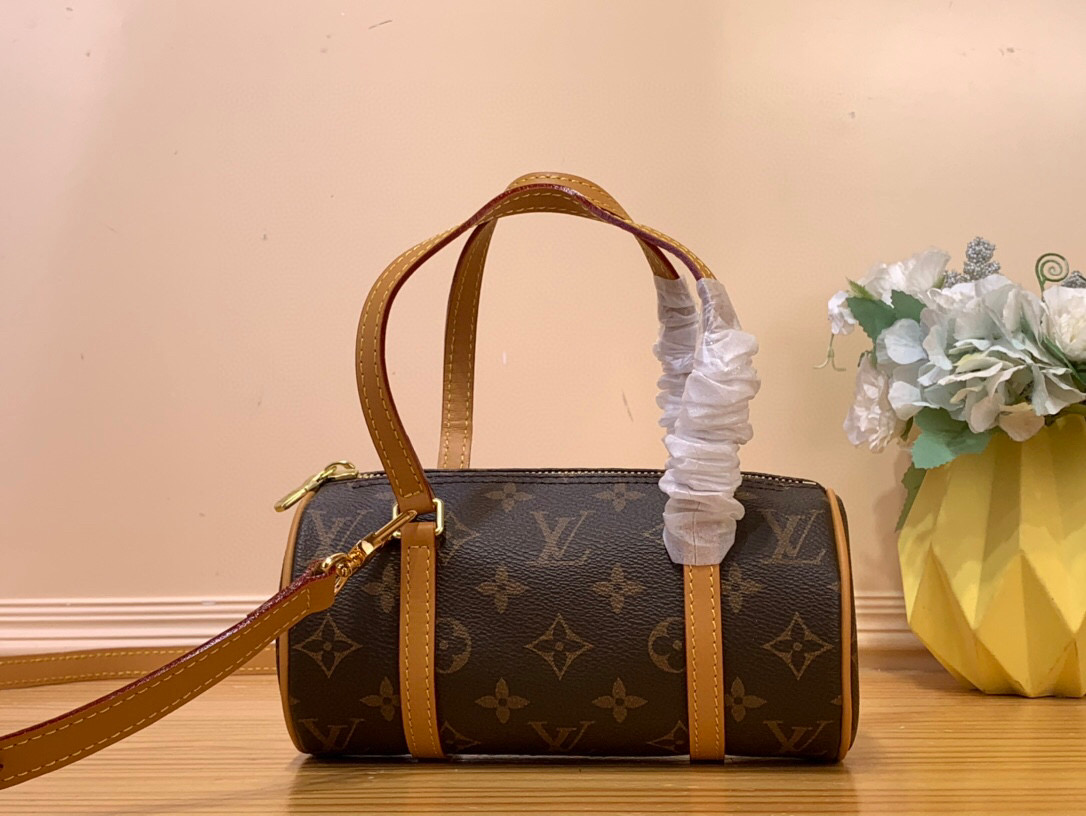 NO:620286,Top original order [VINTAGE Medieval Cylinder Bag] M51384 Presbyopia, popular second-hand model, small retro VINTAGE Md cylinder bag, customized presbyopia fabric with all-steel metal chain, retro bronze hardware. Size 21*10*10cm4315055,19860909顶级原单【VINTAGE 中古圆筒包】M51384 老花 中古爆款 小号复古VINTAGE Md圆筒包 订制老花面料搭配全钢金属链条,复古青铜五金. 尺寸21*10*10cm4315055,,Bag