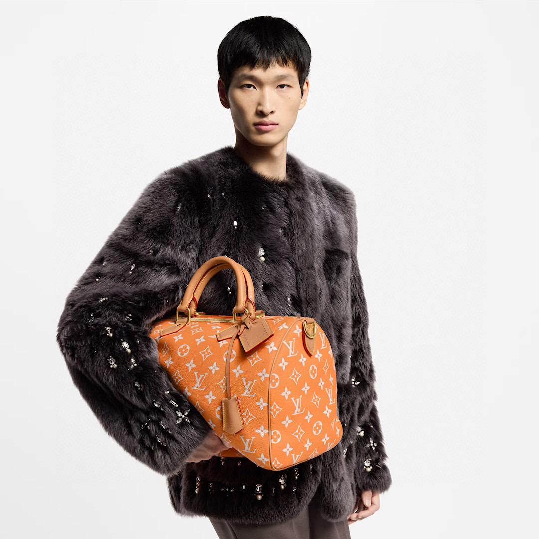 NO:620475,【Seedy 9 Bandoulière 40】 m13919 peach color official website picture,19860909【Seedy 9 Bandoulière 40】 m13919 桃子色 官网图,,Bag